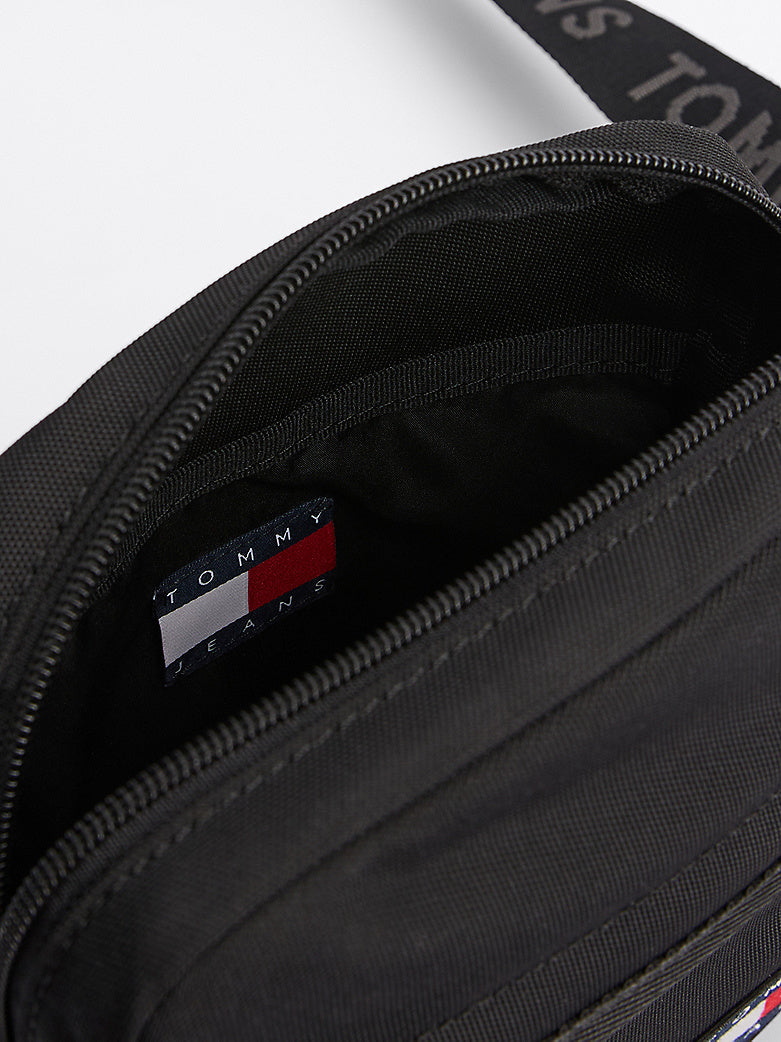 BANDOLERA TOMMY JEANS NEGRA NYLON CON CORREA CON LOGO HOMBRE