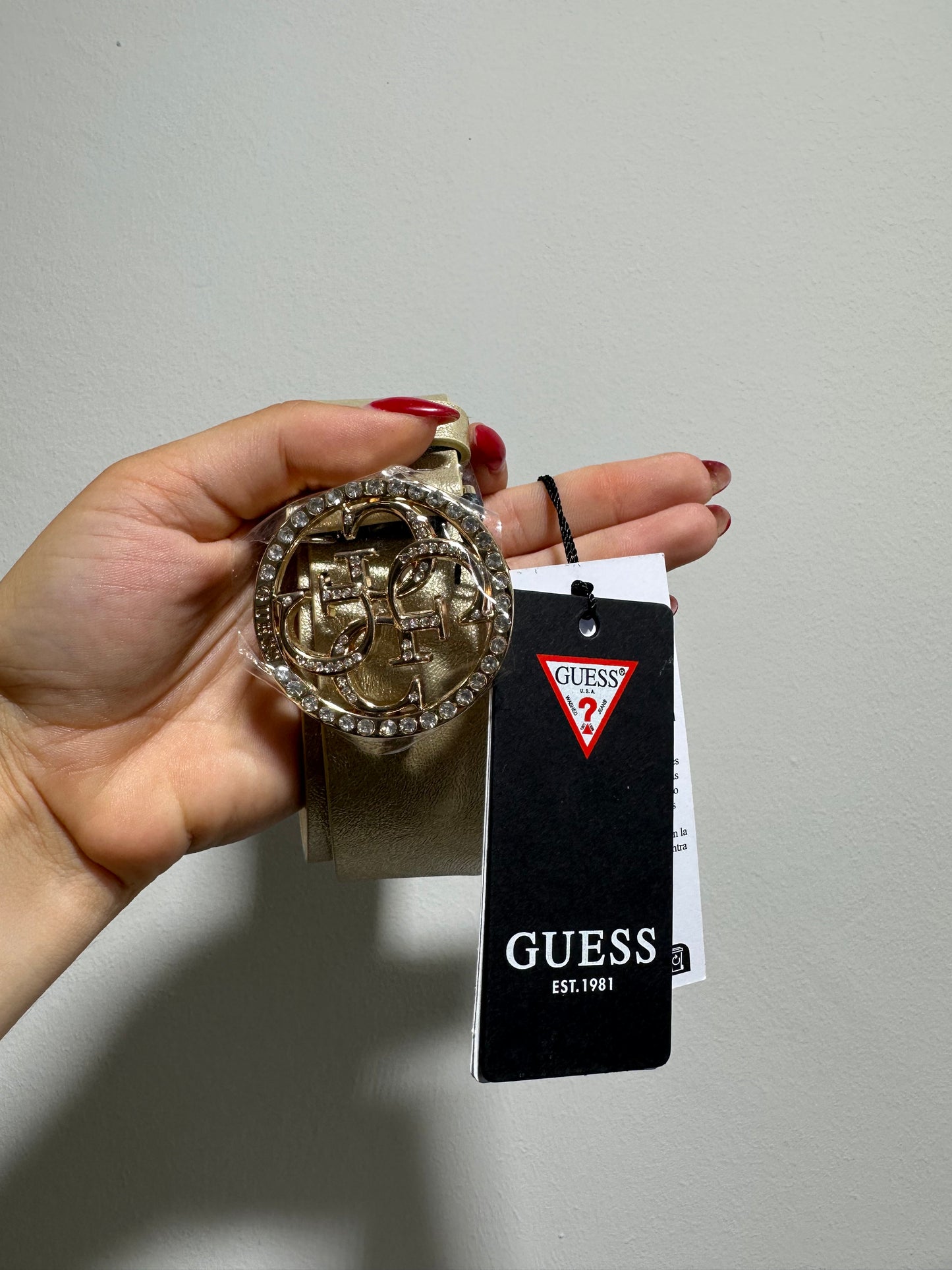 CINTURÓN GUESS DORADO LOGO 4G MUJER