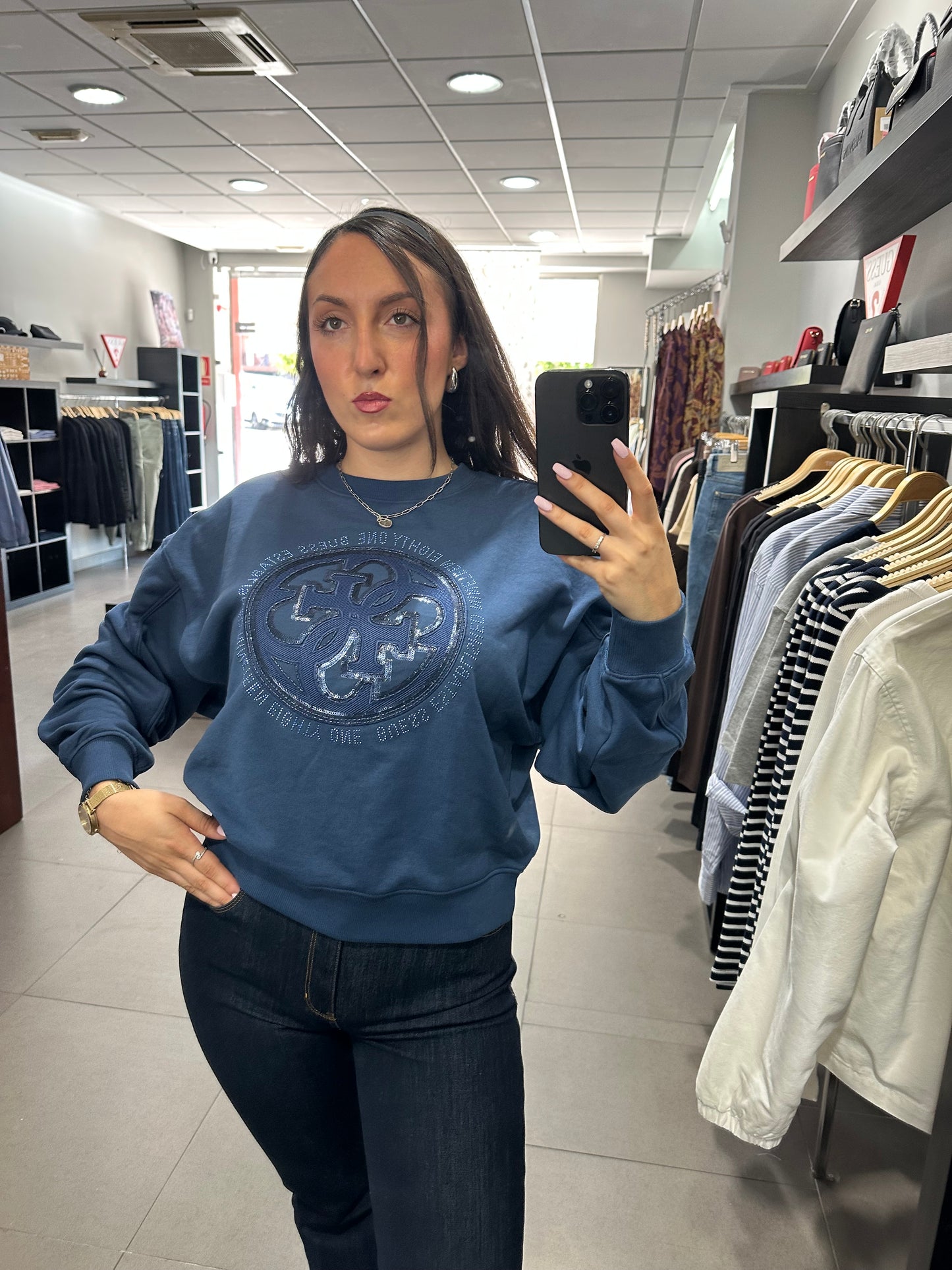 SUDADERA GUESS AZUL LOGO 4G LENTEJUELAS