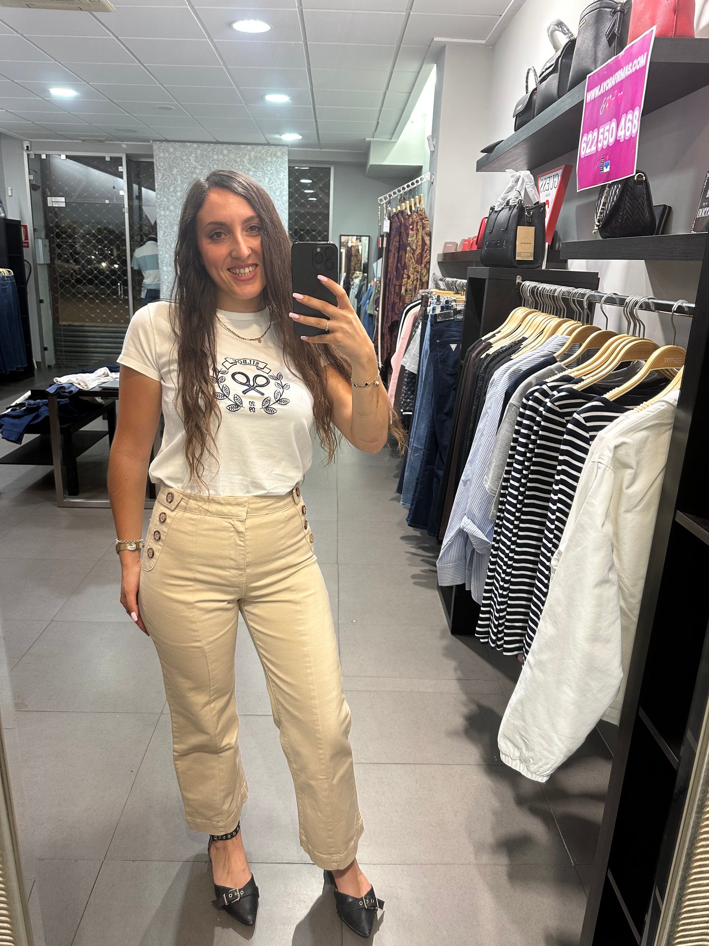 PANTALÓN SILBON VAQUERO BEIGE CULOTTE CON BOTONES Y LOGO BORDADO