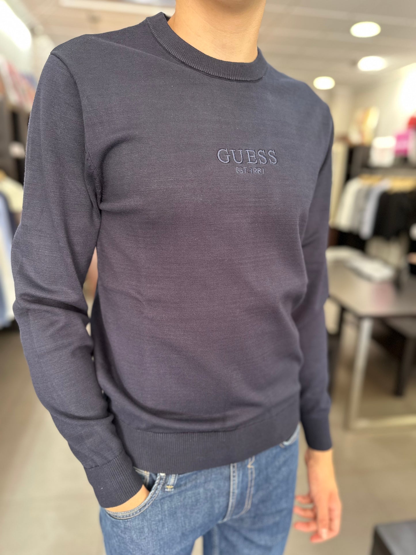 JERSEY GUESS AZUL MARINO