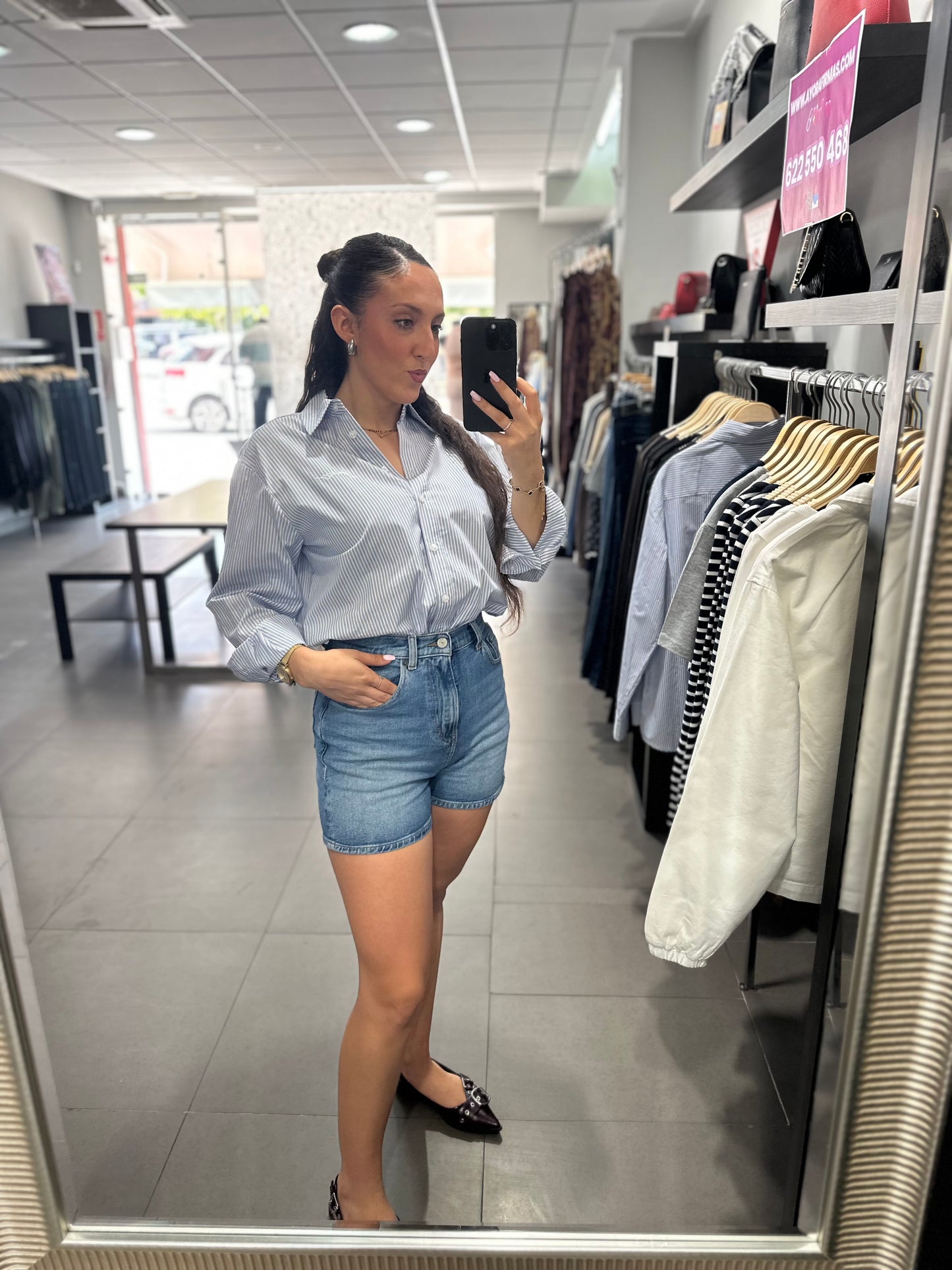 CAMISA GUESS OVERSICE RALLAS AZUL Y BLANCO CON LOGO BORDADO