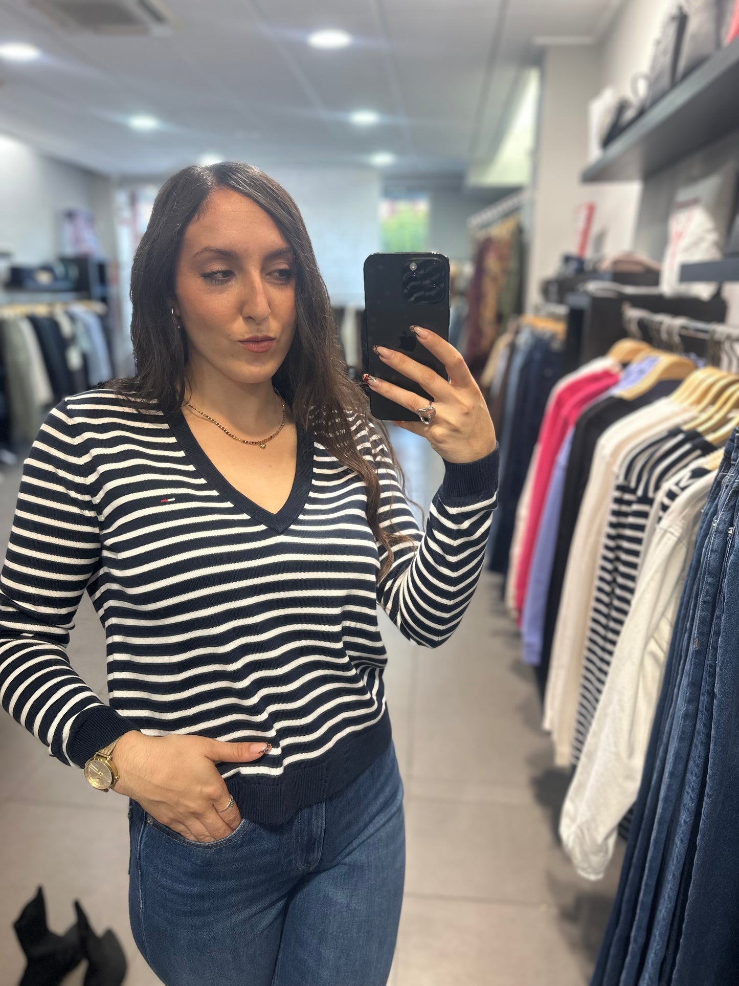 JERSEY TOMMY JEANS CUELLO PICO RALLAS AZUL MARINO Y BLACO