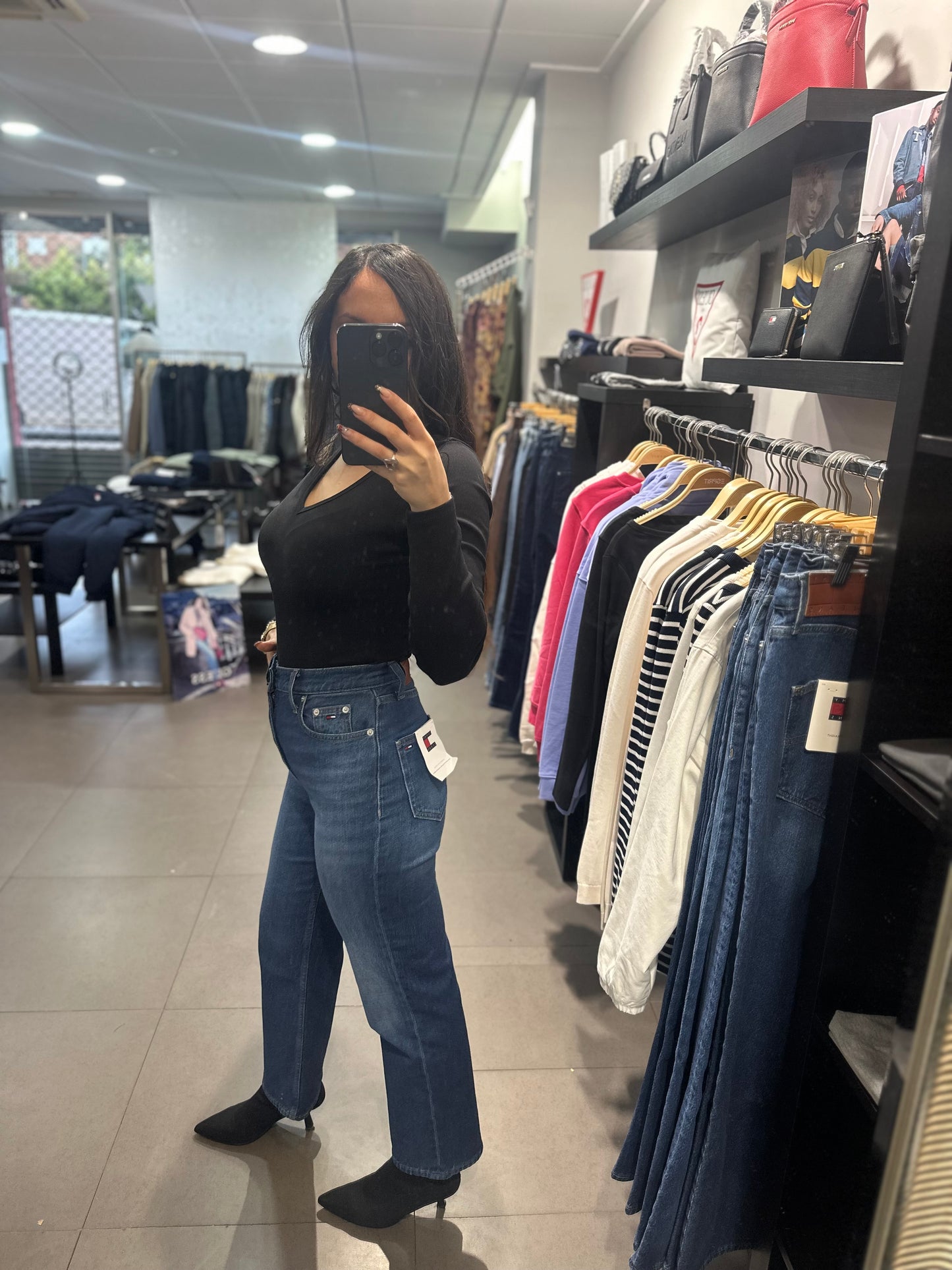 VAQUEROS TOMMY JEANS RECTOS