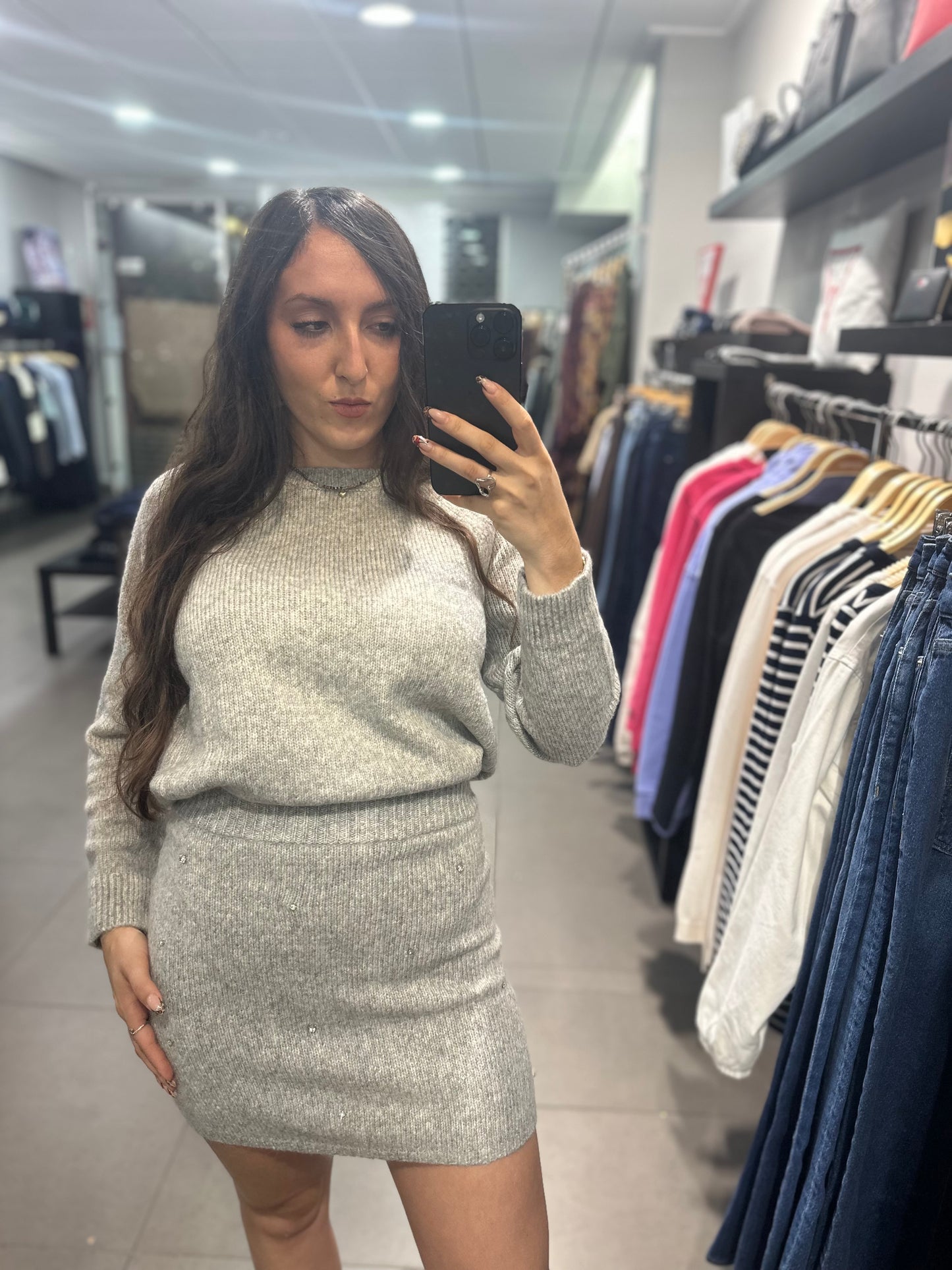 CONJUNTO TIFFOSI PUNTO GRIS FALDA BRILLOS Y JERSEY