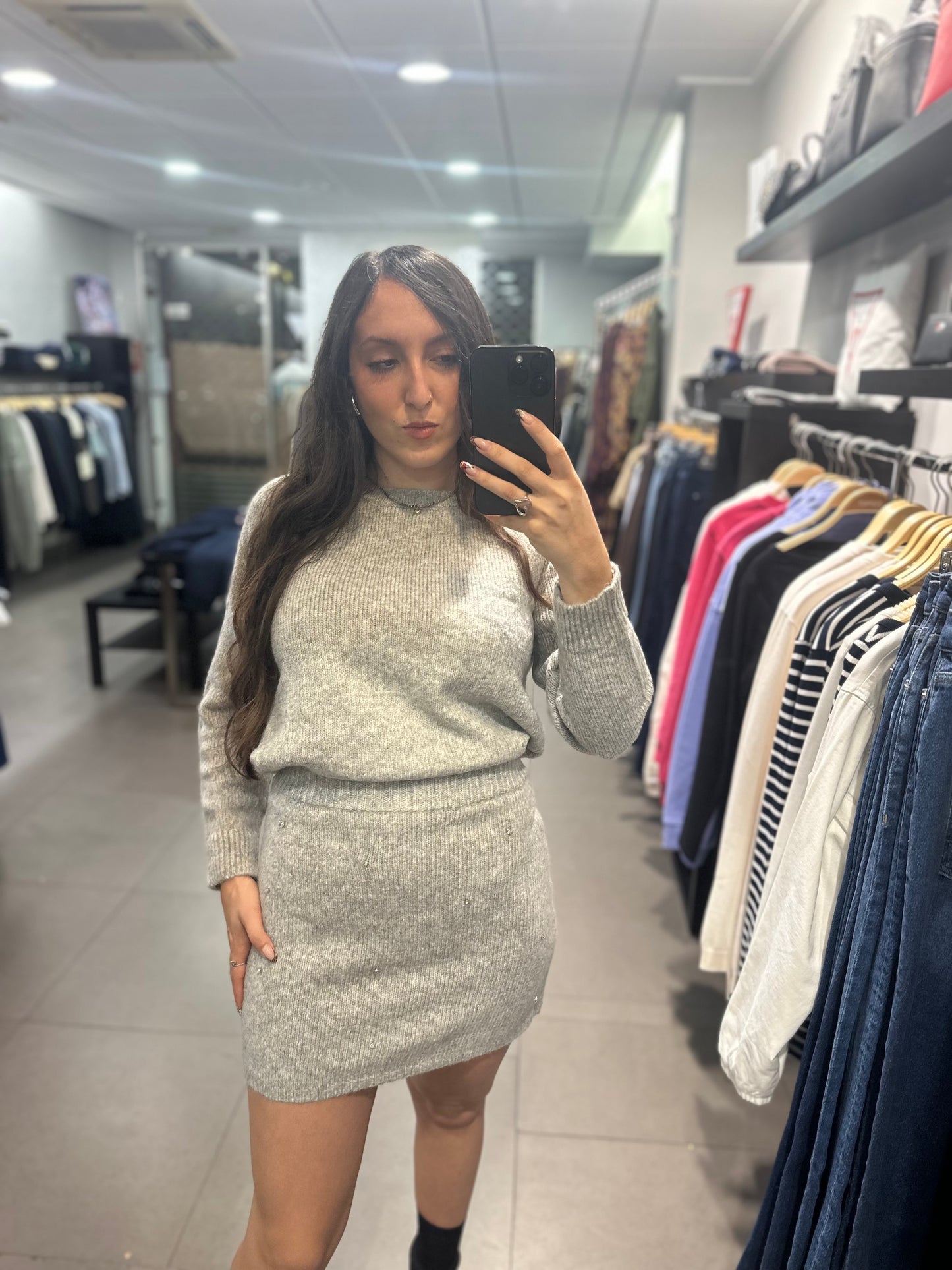 CONJUNTO TIFFOSI PUNTO GRIS FALDA BRILLOS Y JERSEY