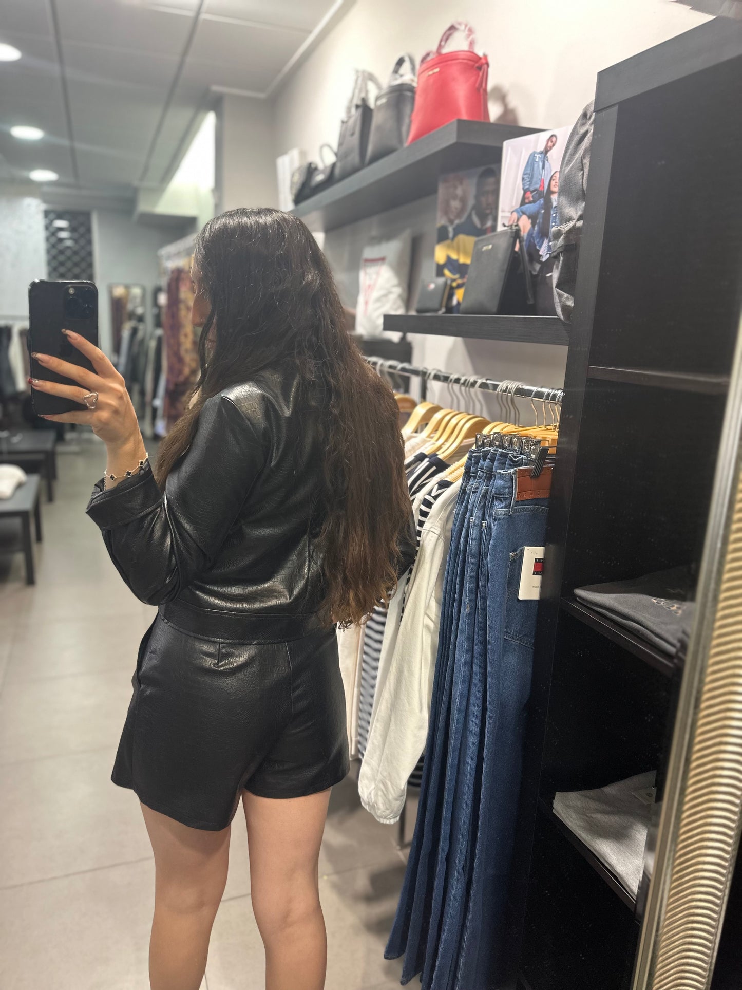 CONJUNTO TIFFOSI FALDA PANTALÓN Y CHAQUETA EFECTO COCODRILO NEGRO