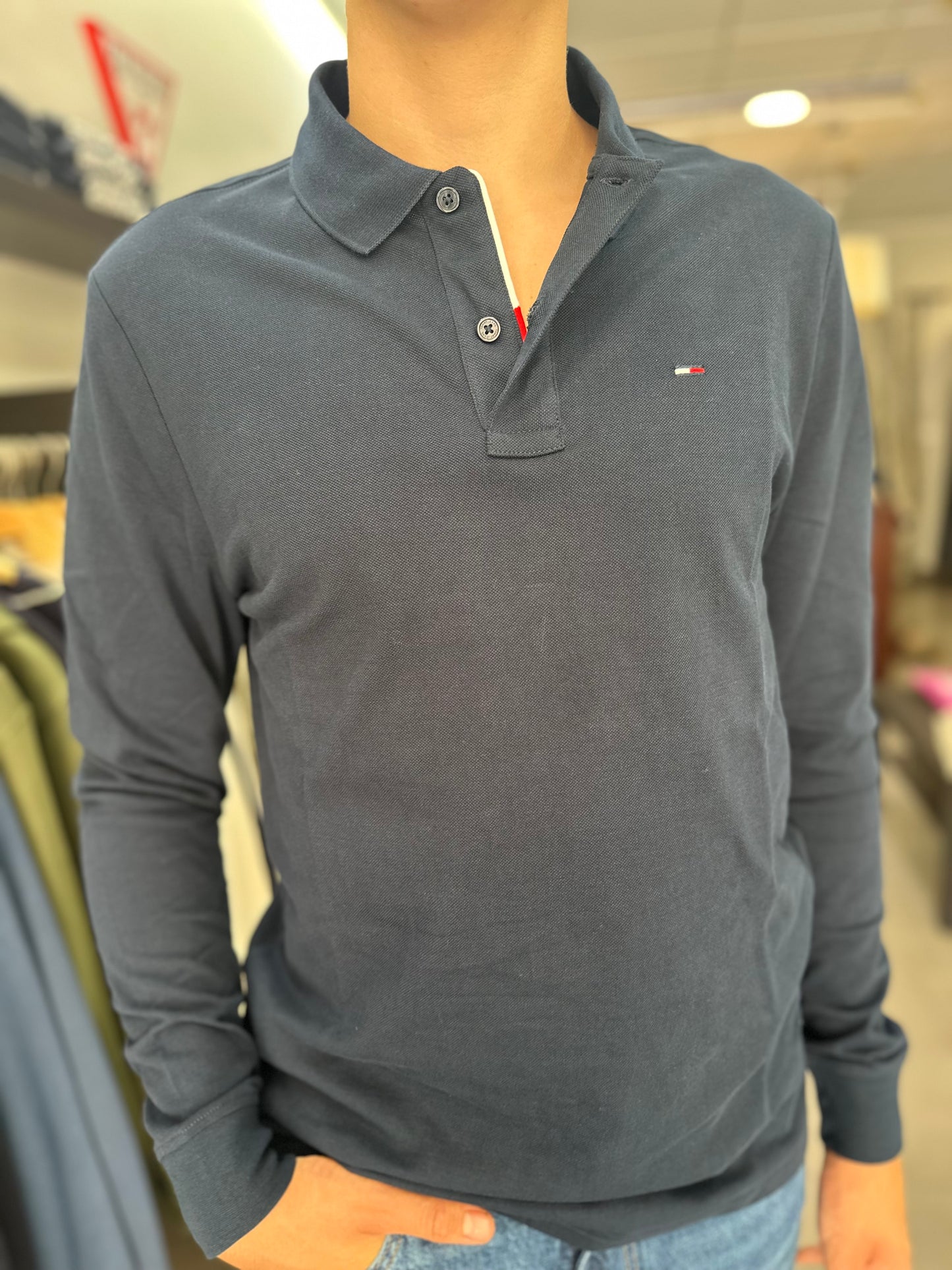 POLO TOMMY JEANS MANGA LARGA AZUL MARINO