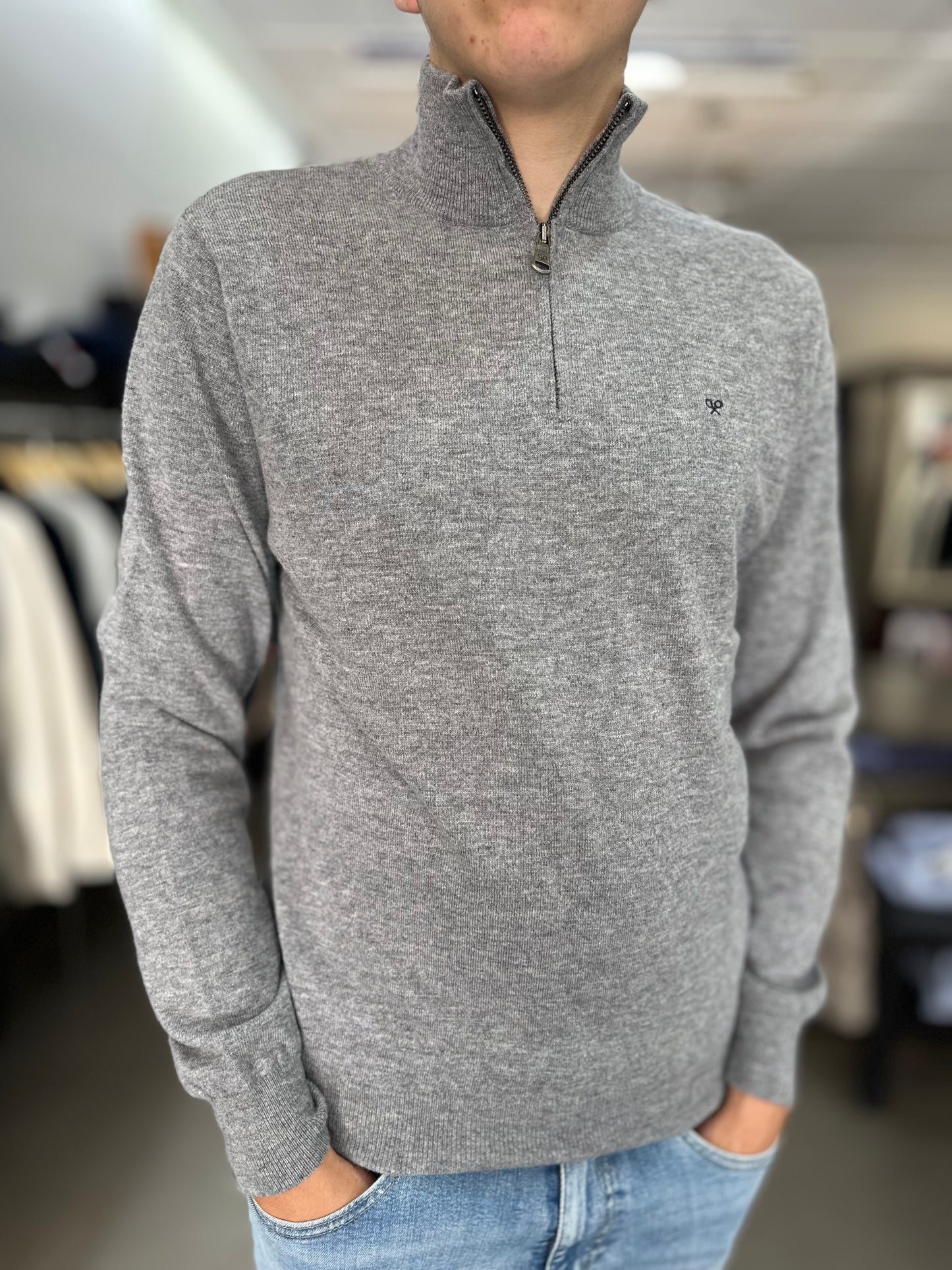 JERSEY SILBON CUELLO CREMALLERA GRIS