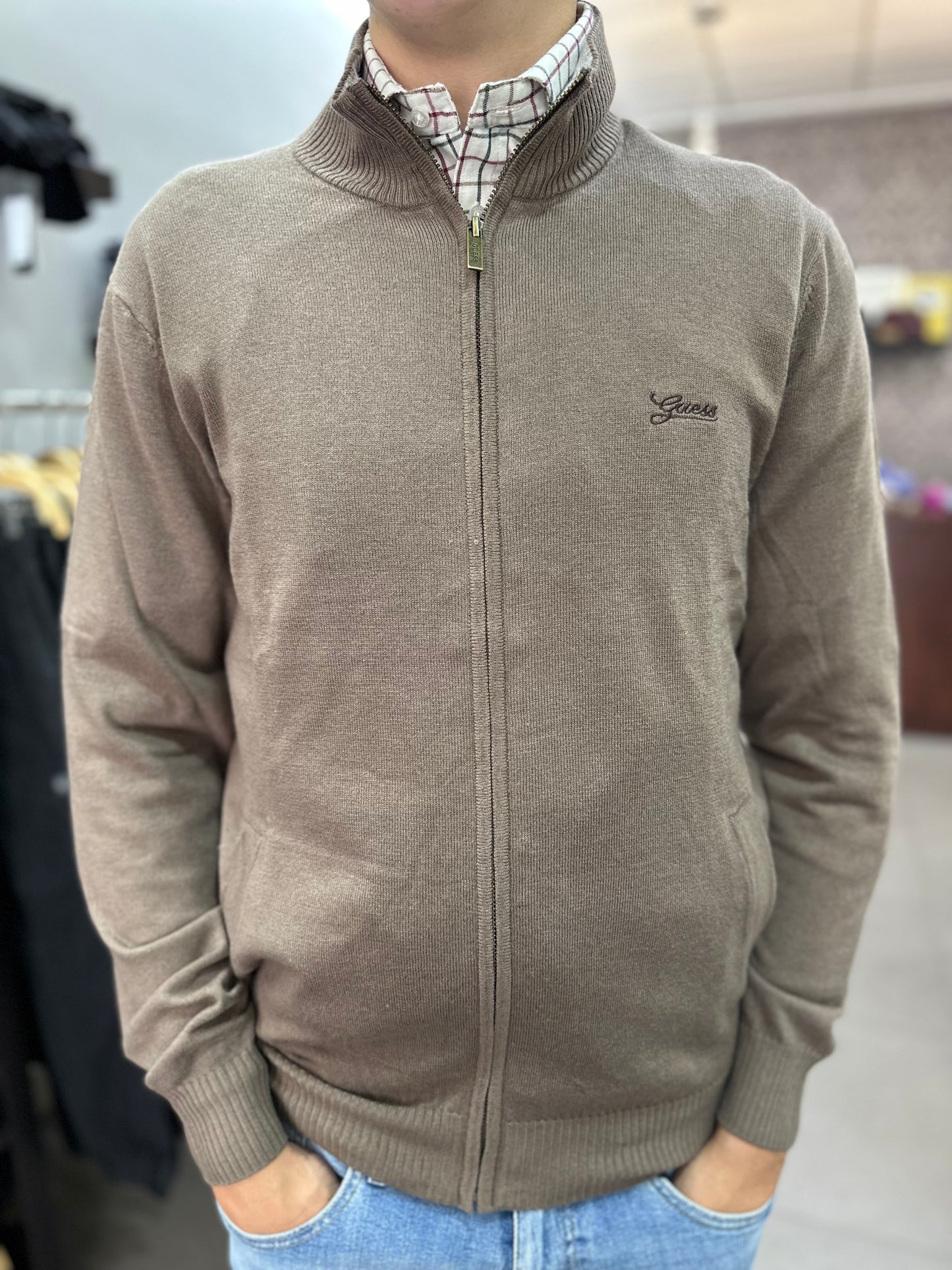 CHAQUETA GUESS PUNTO MARRÓN