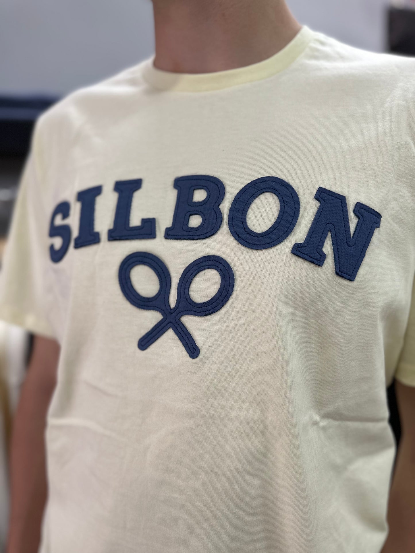 CAMISETA SILBON AMARILLA