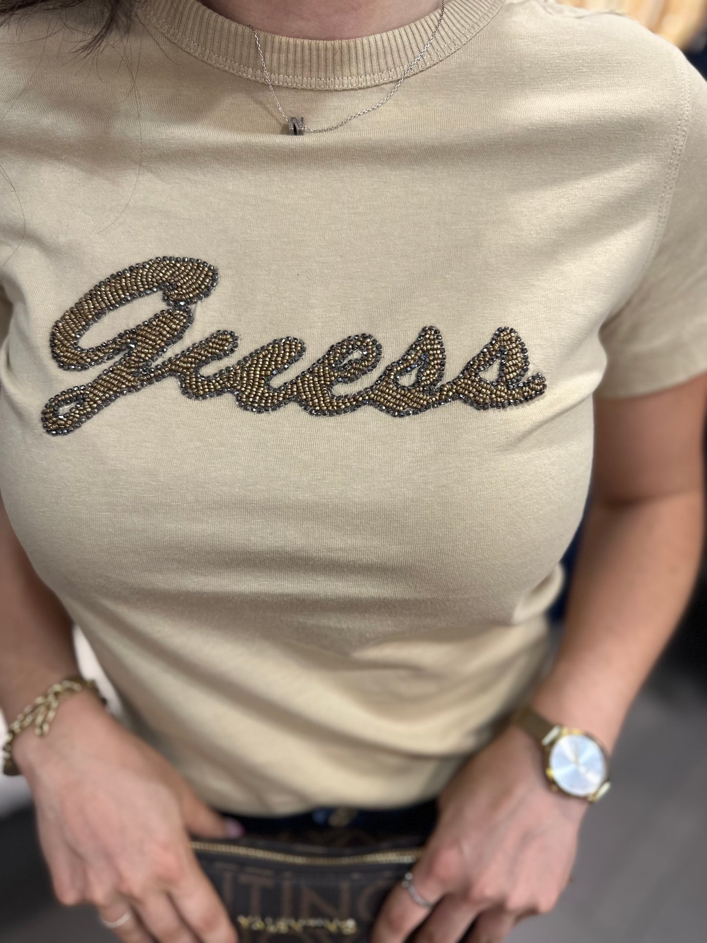 Camiseta Guess camel logo brillo