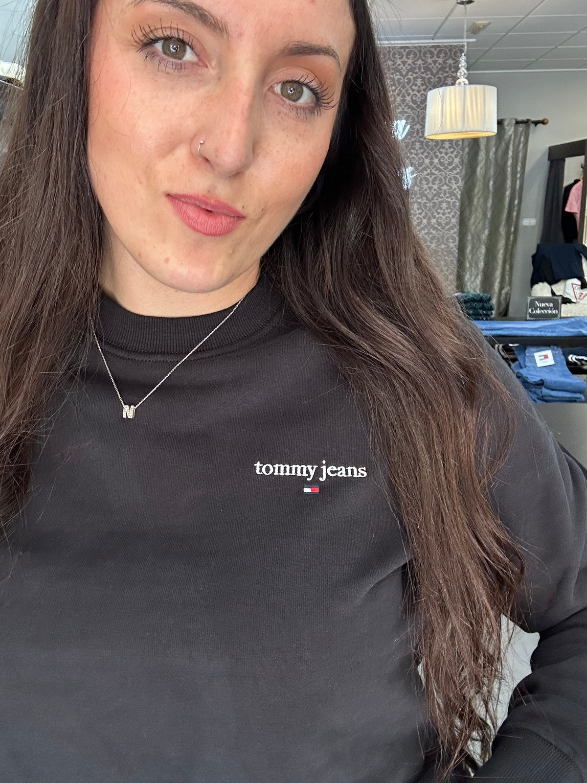 Sudadera Tommy básica negra