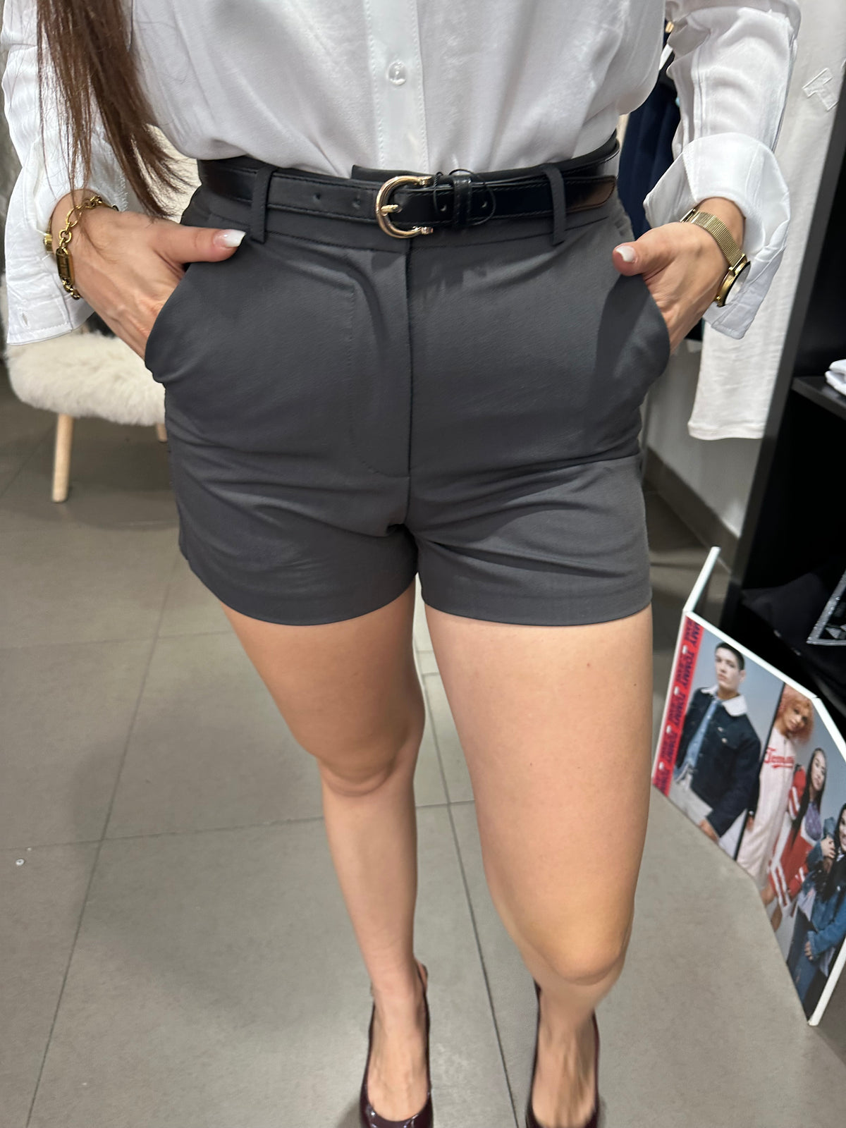 Pantalón Tiffosi corto chino gris