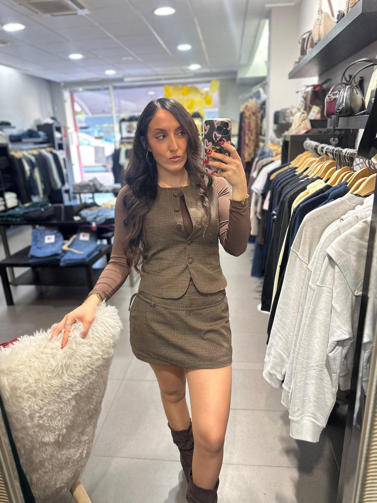Conjunto Tiffosi chaleco y falda pantalón pata de gallo