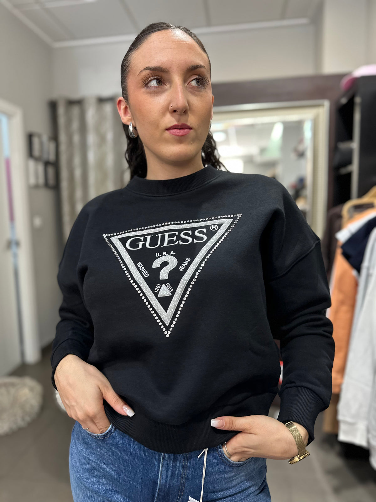 Sudadera Guess negra