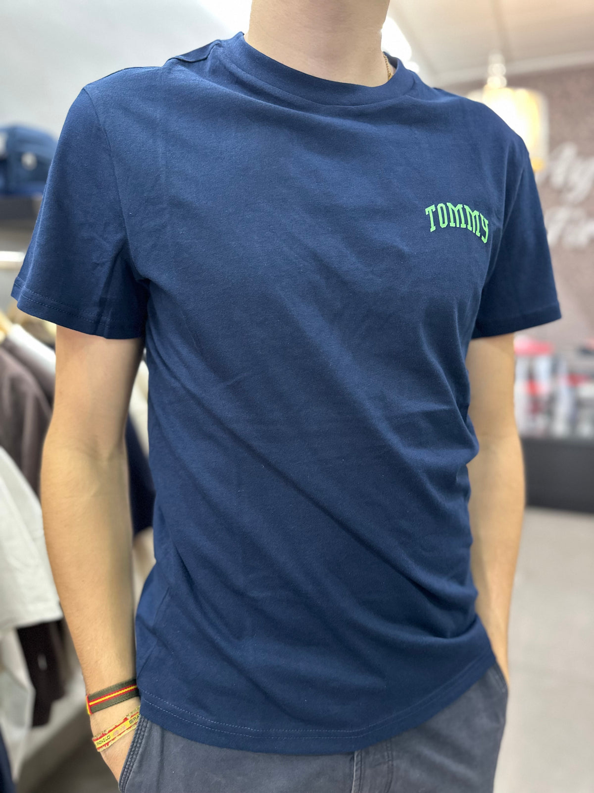 Camiseta Tommy marina logo nuevo verde