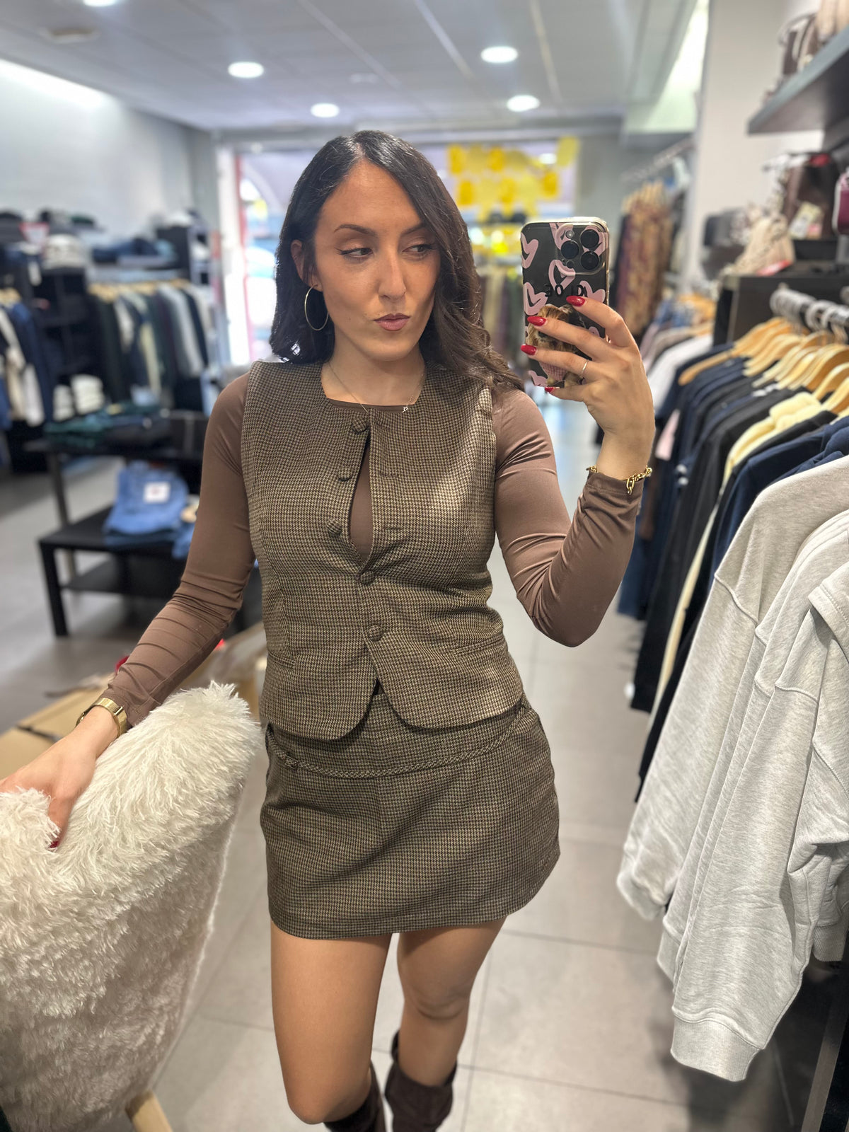 Conjunto Tiffosi chaleco y falda pantalón pata de gallo
