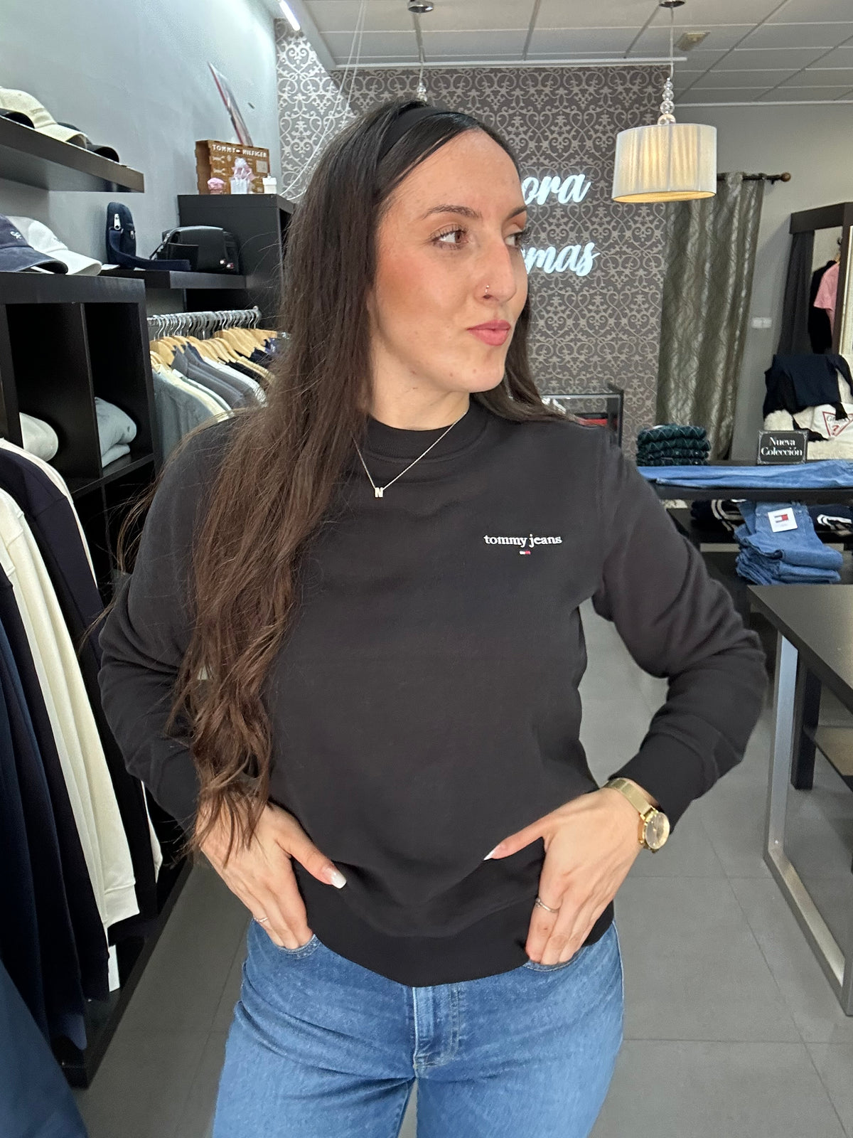 Sudadera Tommy básica negra