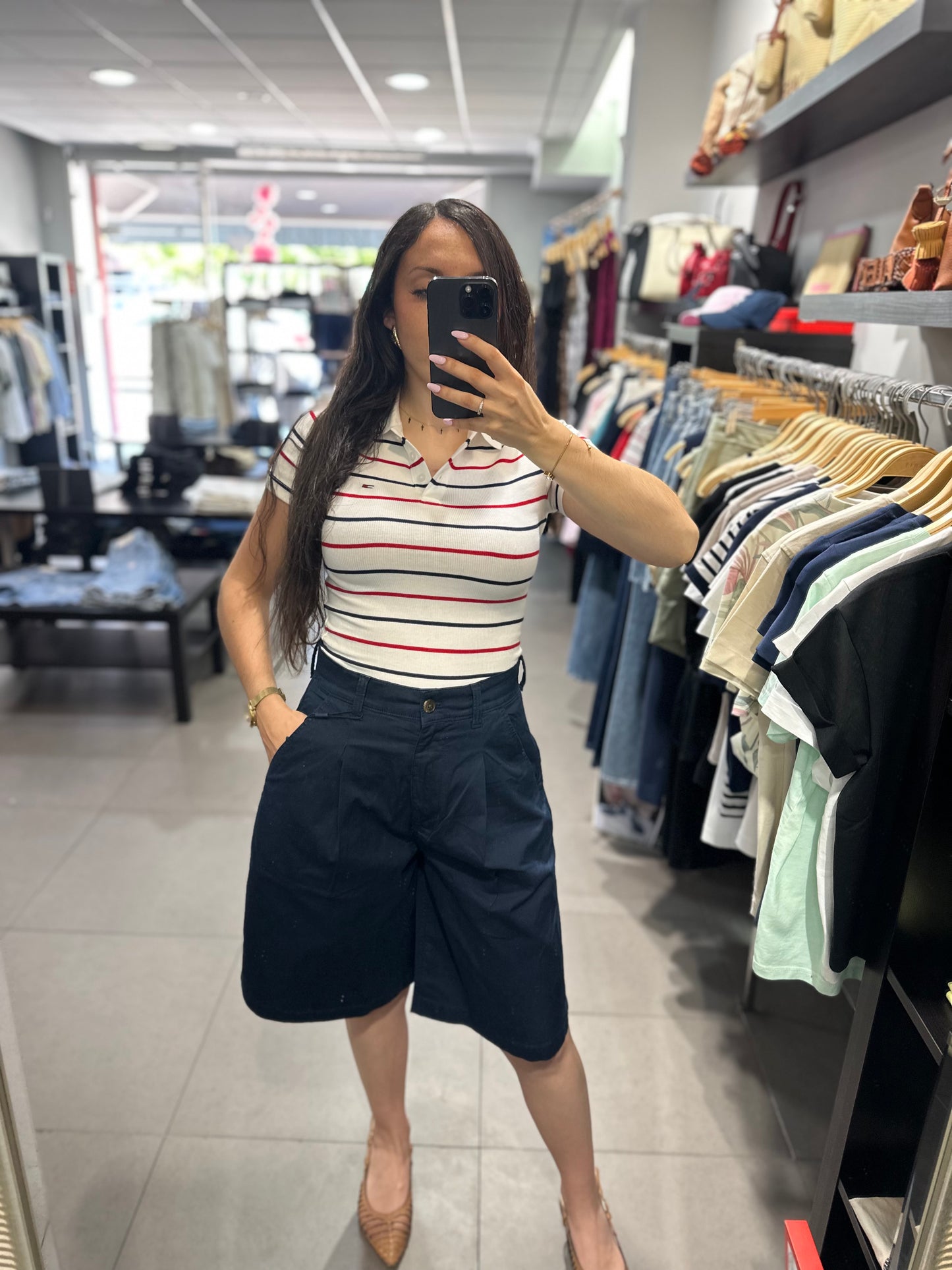 Bermuda Tommy chino azul marino