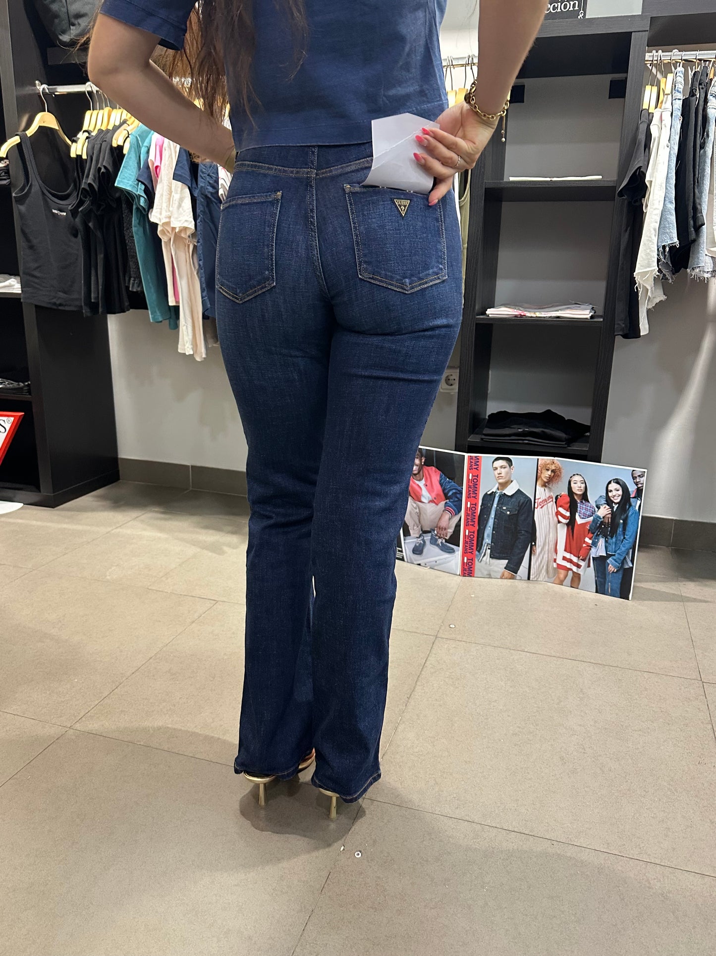Vaquero Guess sexy straight rectos