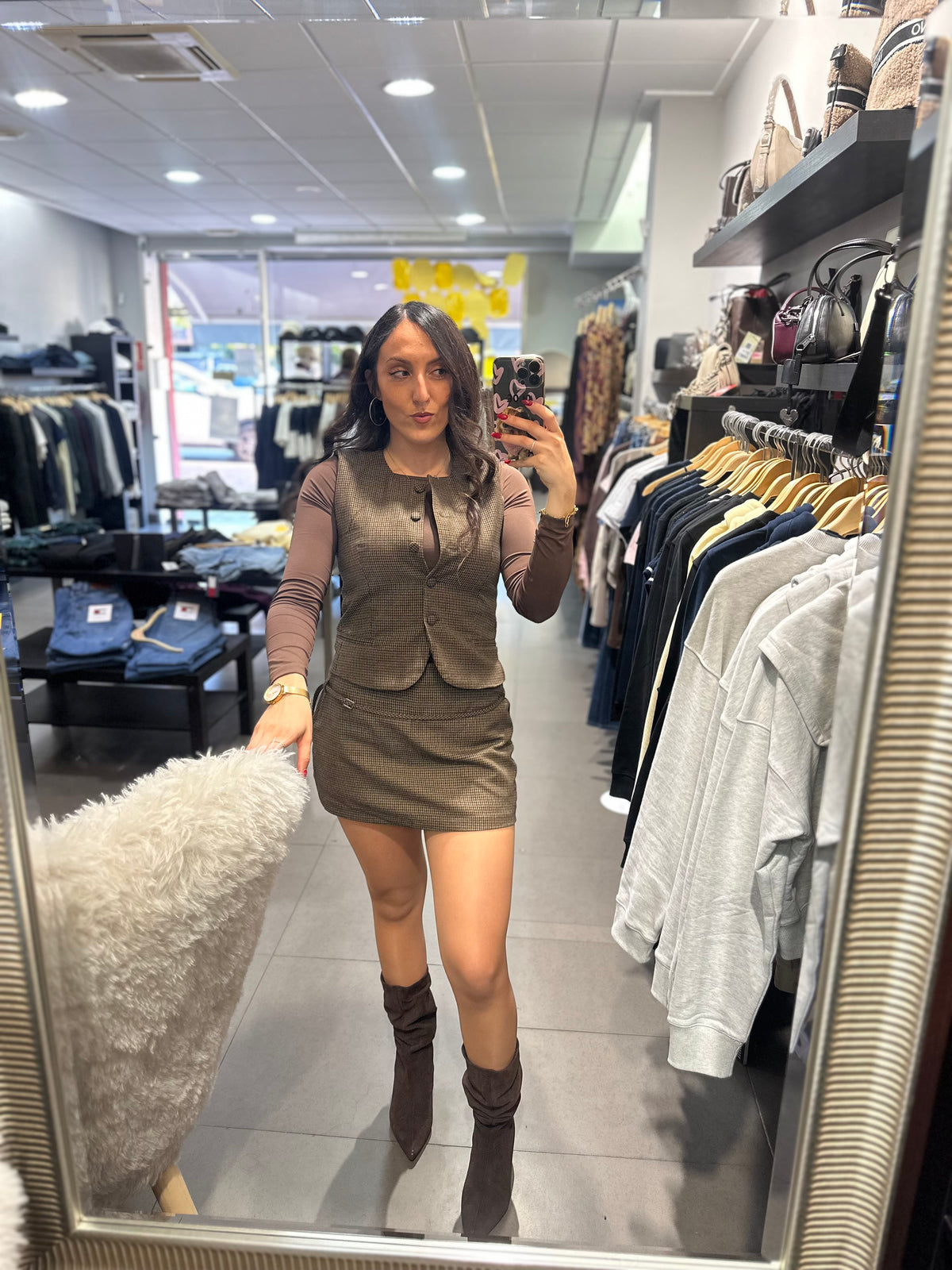 Conjunto Tiffosi chaleco y falda pantalón pata de gallo