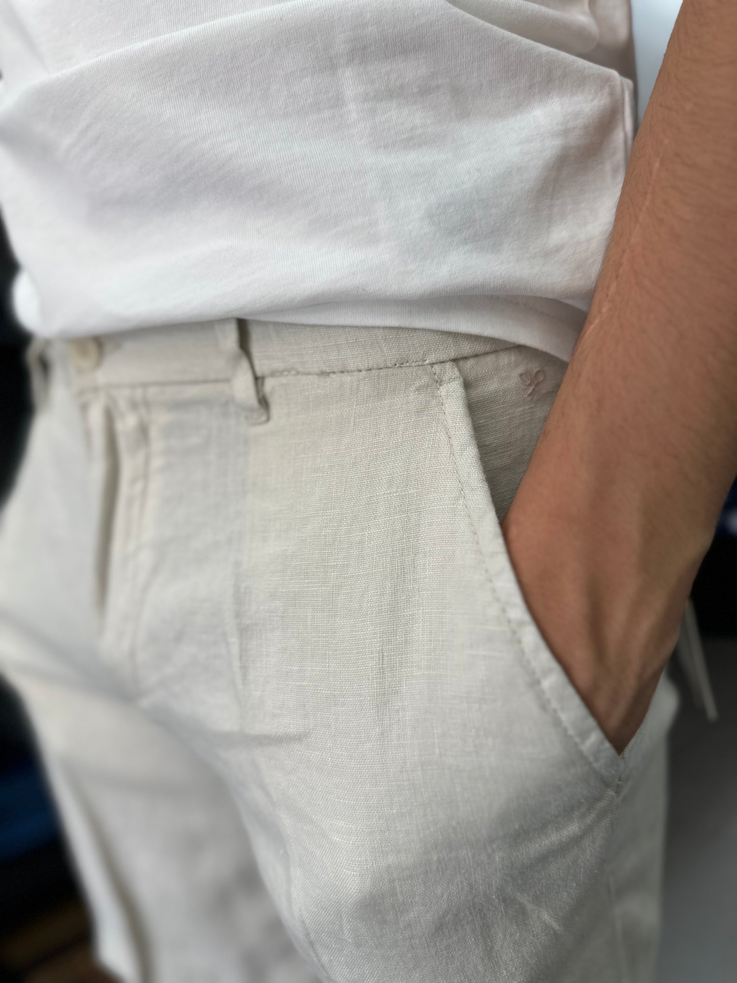 Pantalón Corto Lino Silbon beige