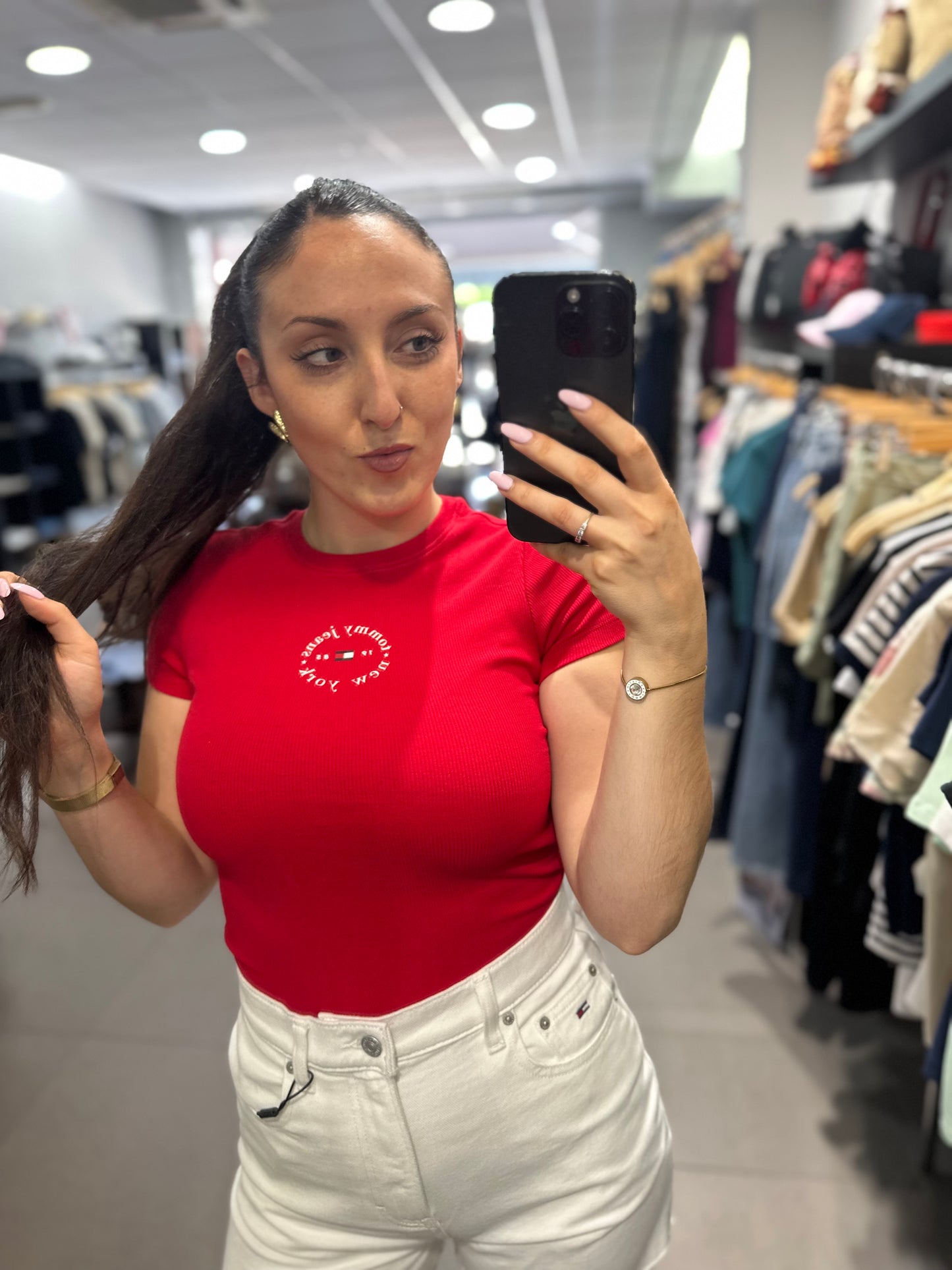 Camiseta Tommy canalé roja logo redondo