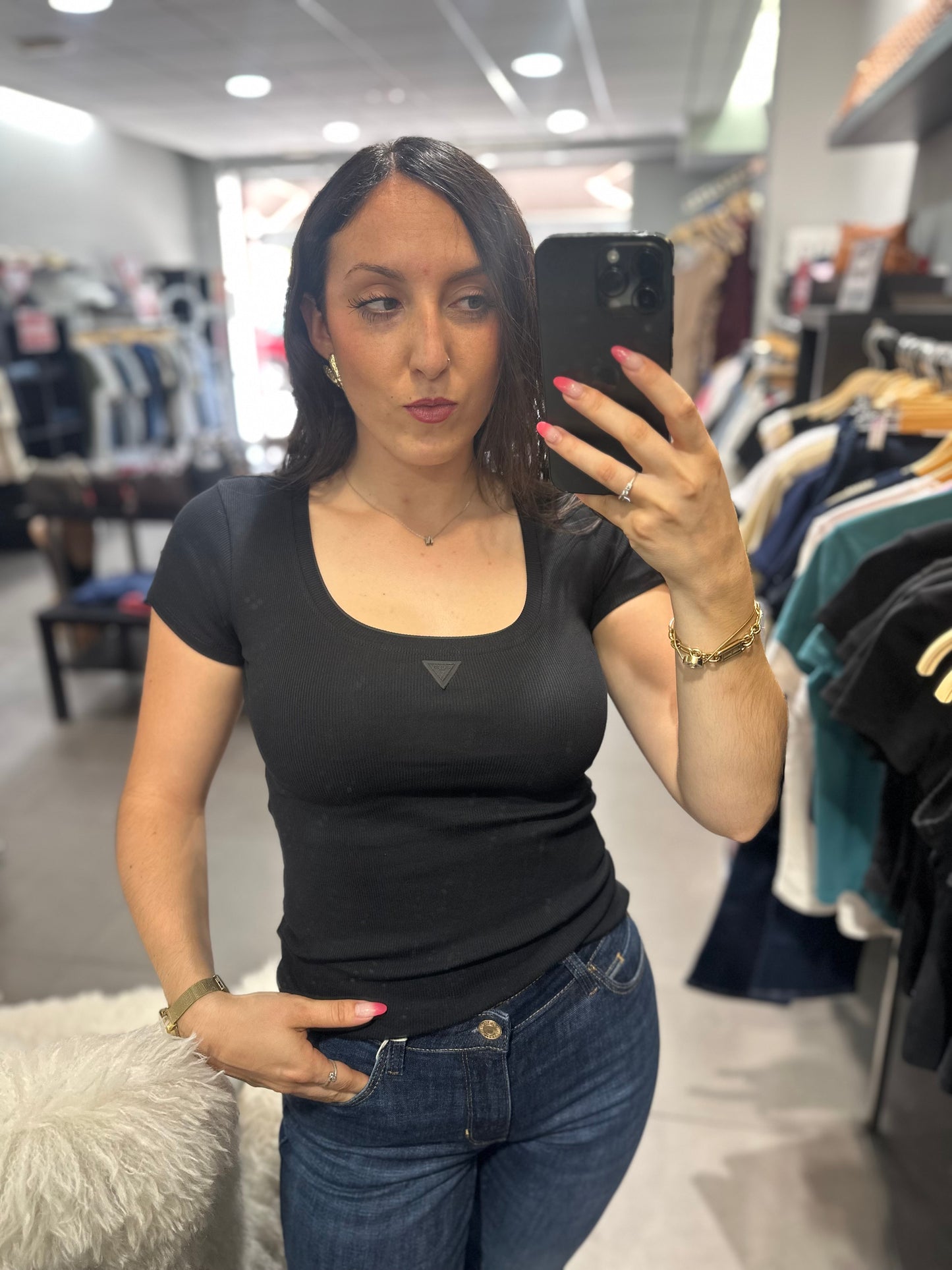 Camiseta Guess canalé negra