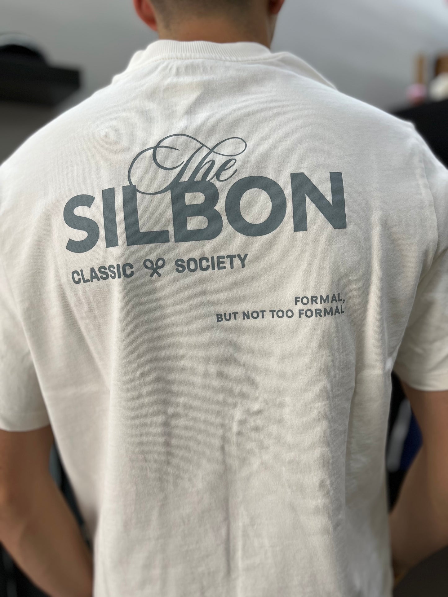 Camiseta Silbon over special fit logo espalda crema