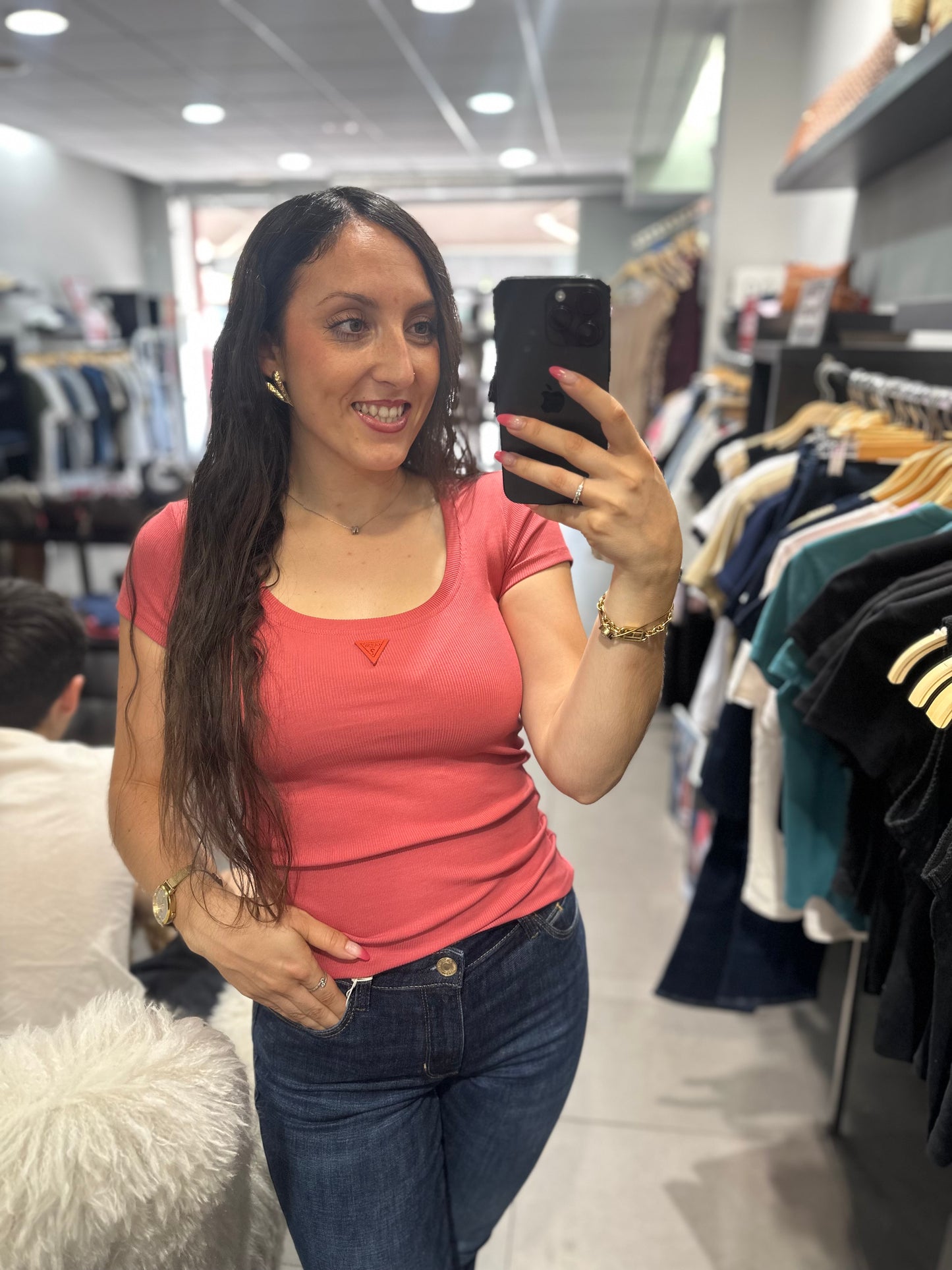 Camiseta Guess canalé coral