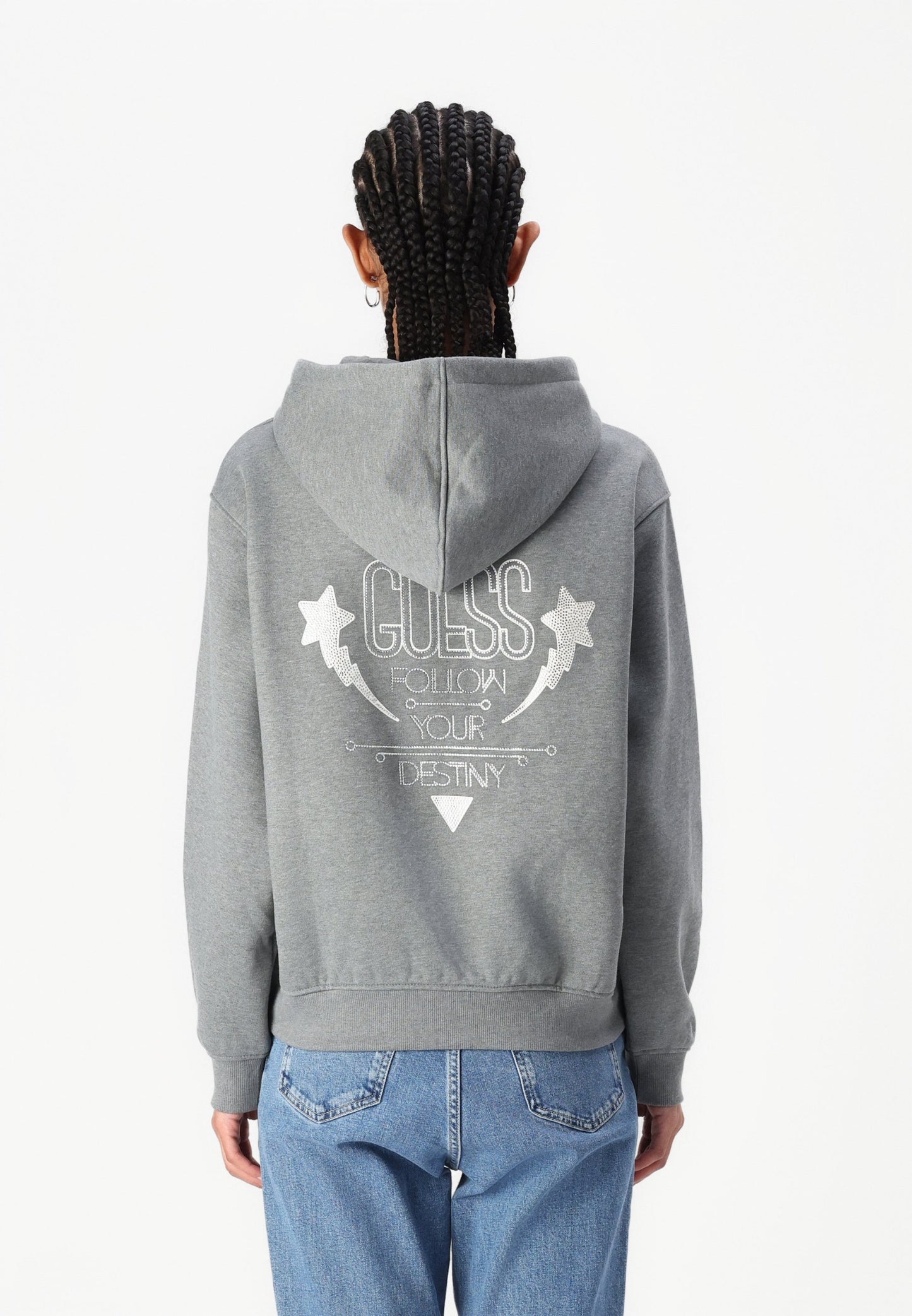 SUDADERA GUESS CON CAPUCHA GRIS CORDONES CON BRILLO Y LOGO EN LA ESPALDA MUJER