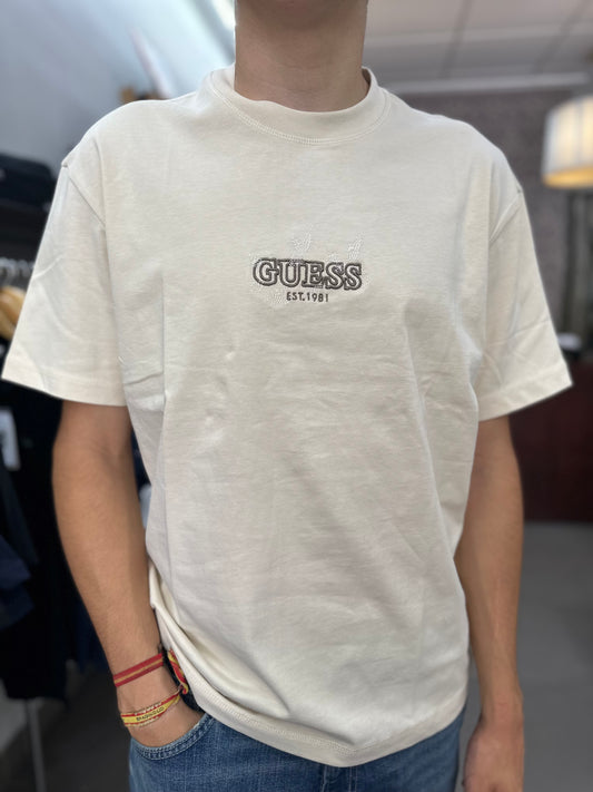 Camiseta over Guess beige