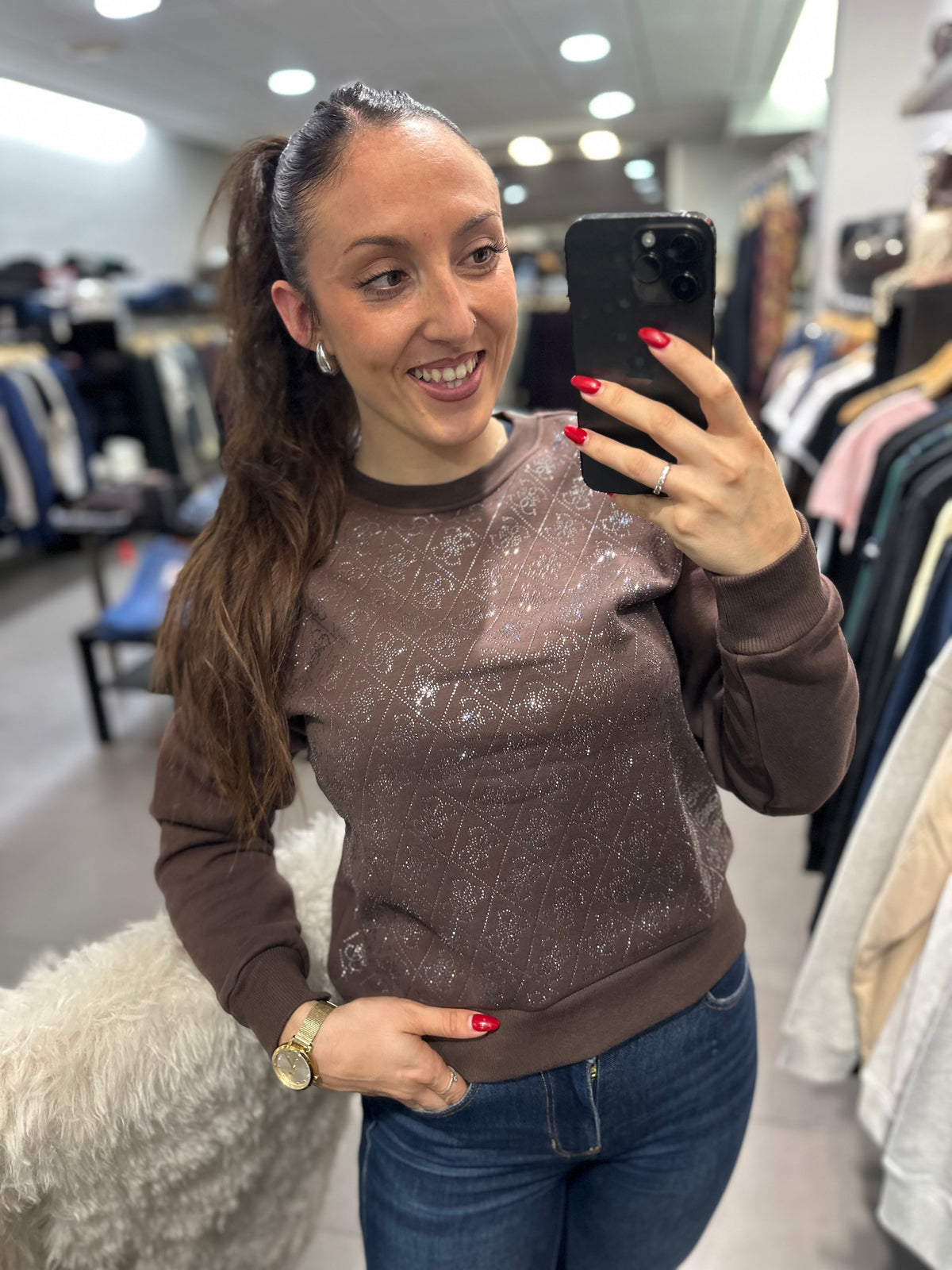Sudadera Guess estampado 4g brillo