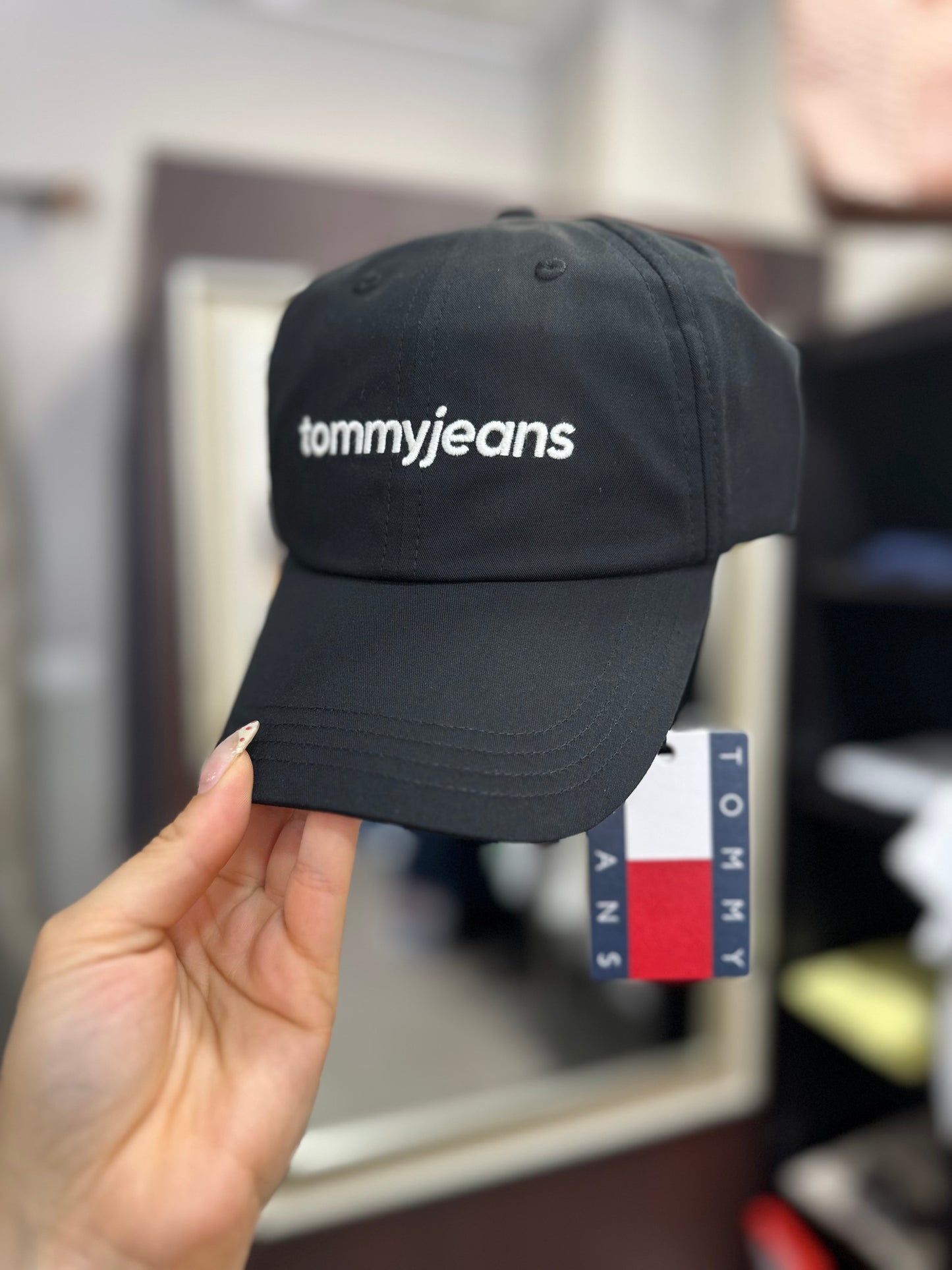 GORRA TOMMY JEANS NEGRA