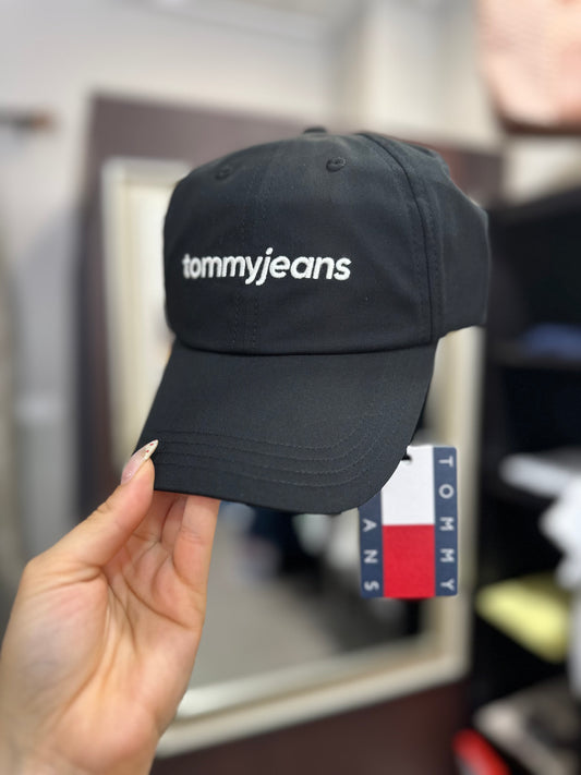 GORRA TOMMY JEANS NEGRA
