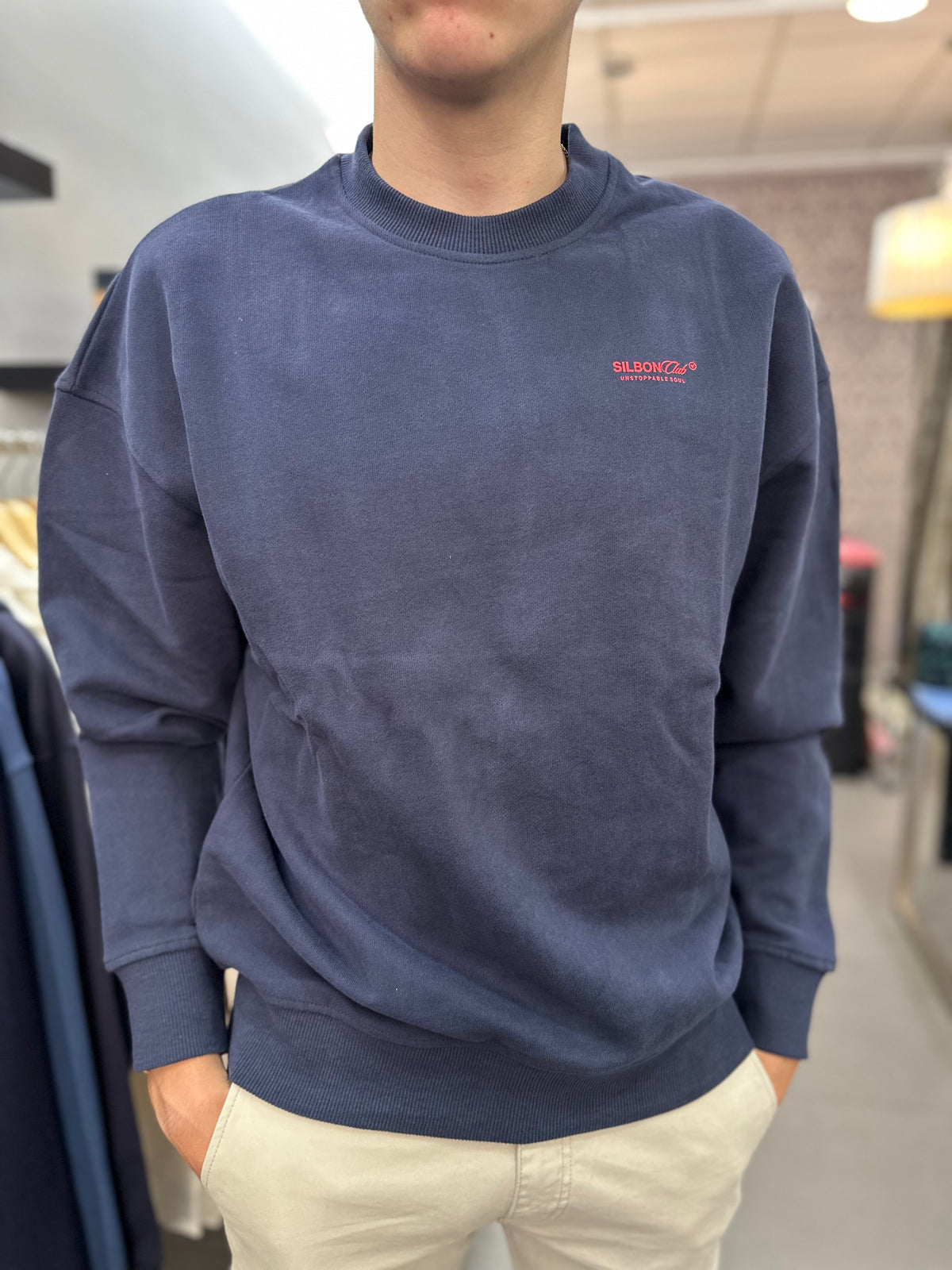 Sudadera Silbon Marina con logo en la espalda rojo
