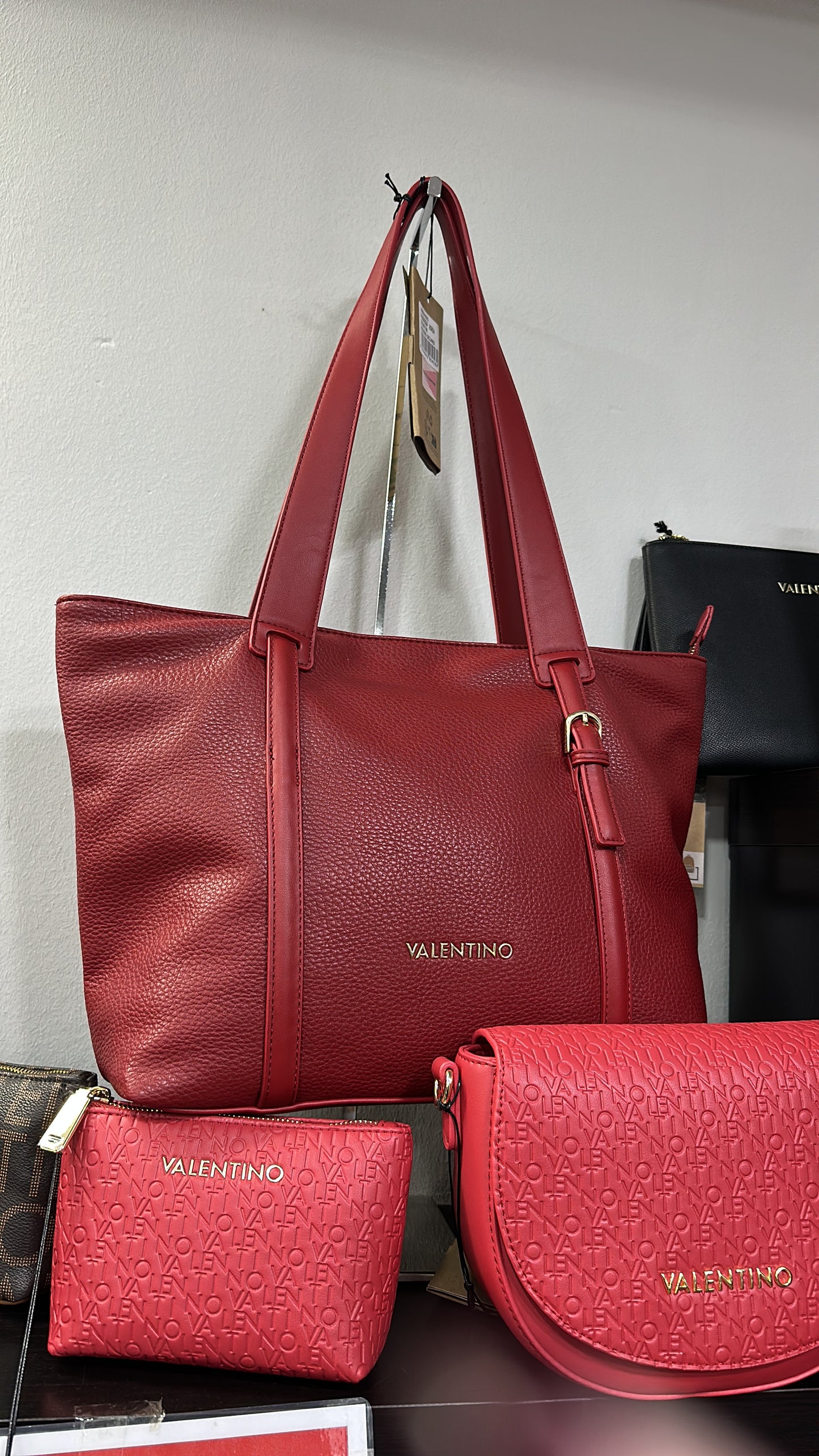 BOLSO VALENTINO GRANDE ROJO