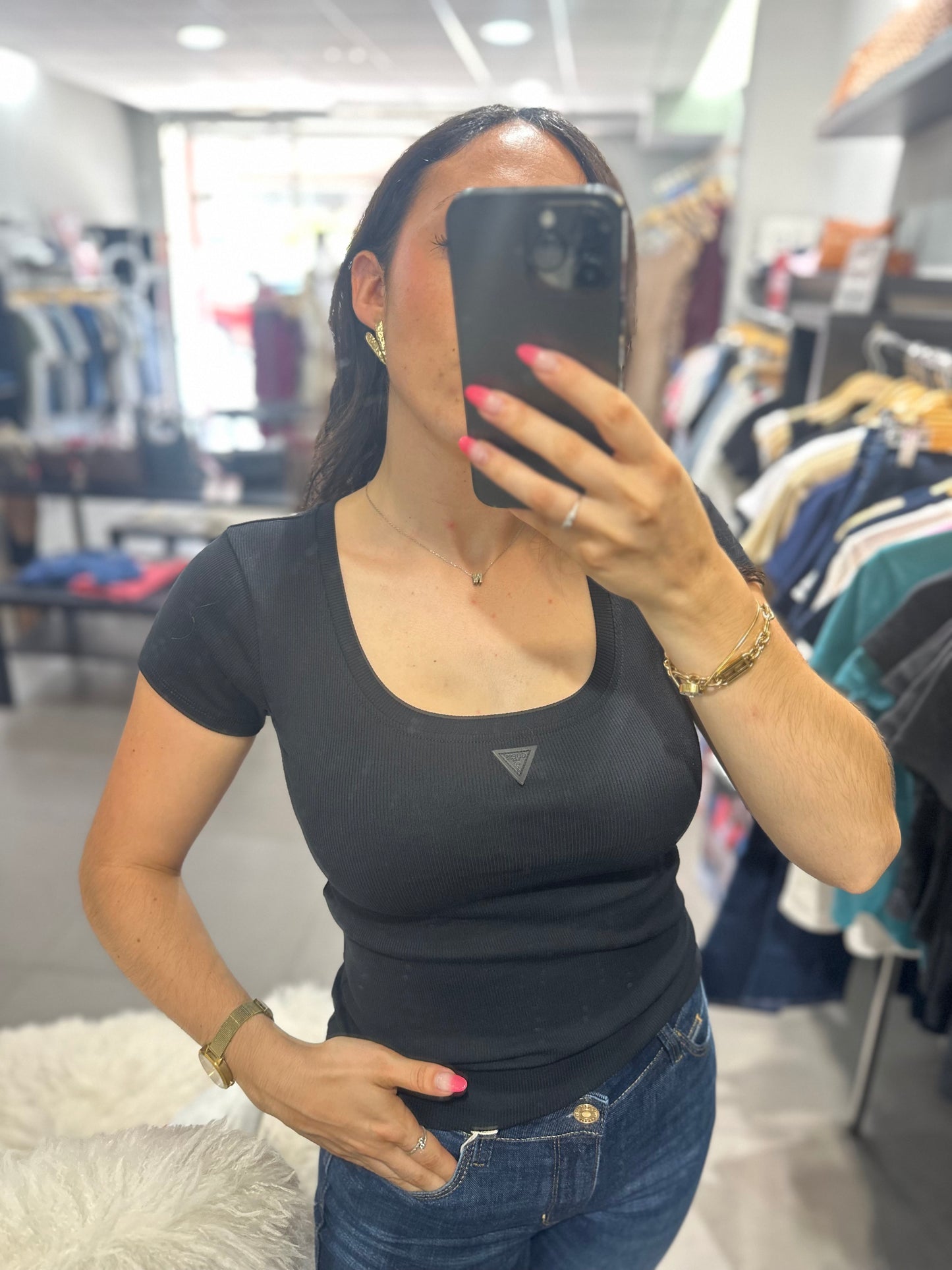 Camiseta Guess canalé negra