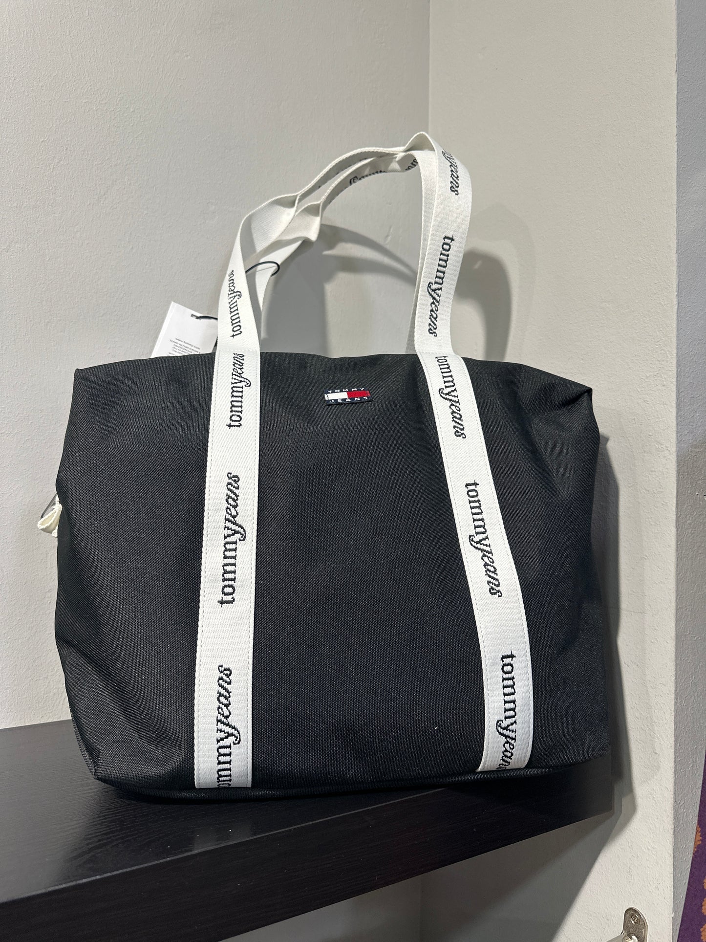 BOLSO TOMMY GRANDE CINTAS MULTILOGO