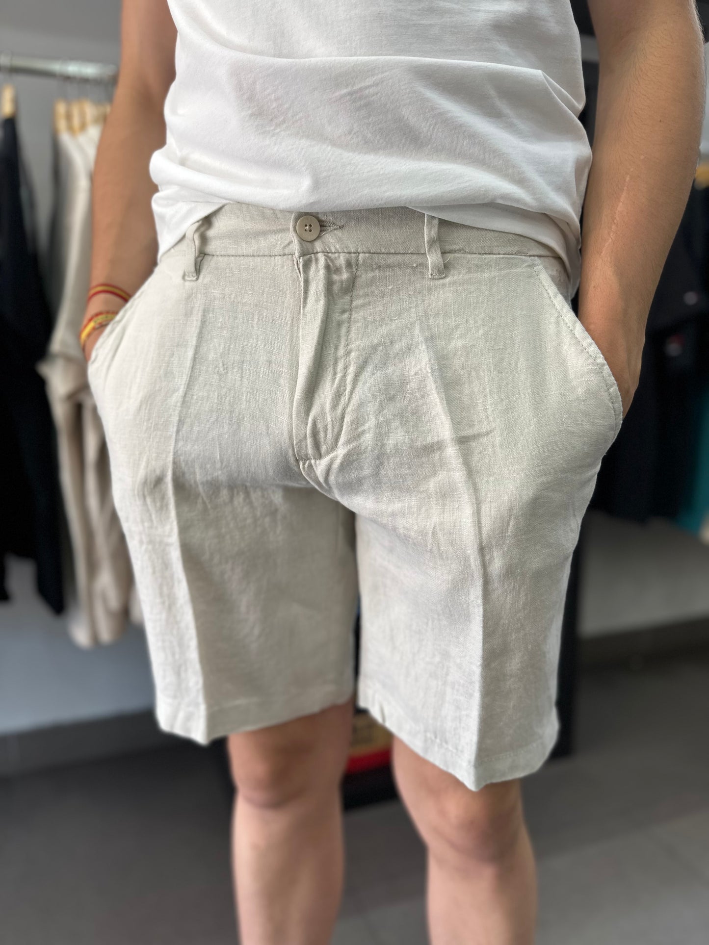 Pantalón Corto Lino Silbon beige