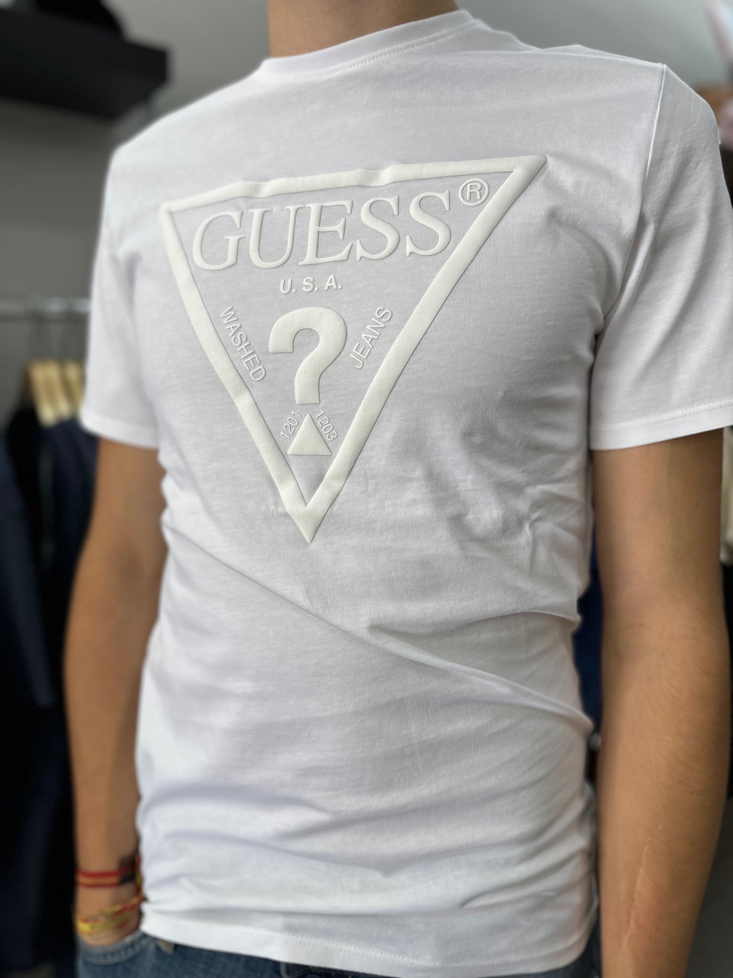 Camiseta Guess blanca