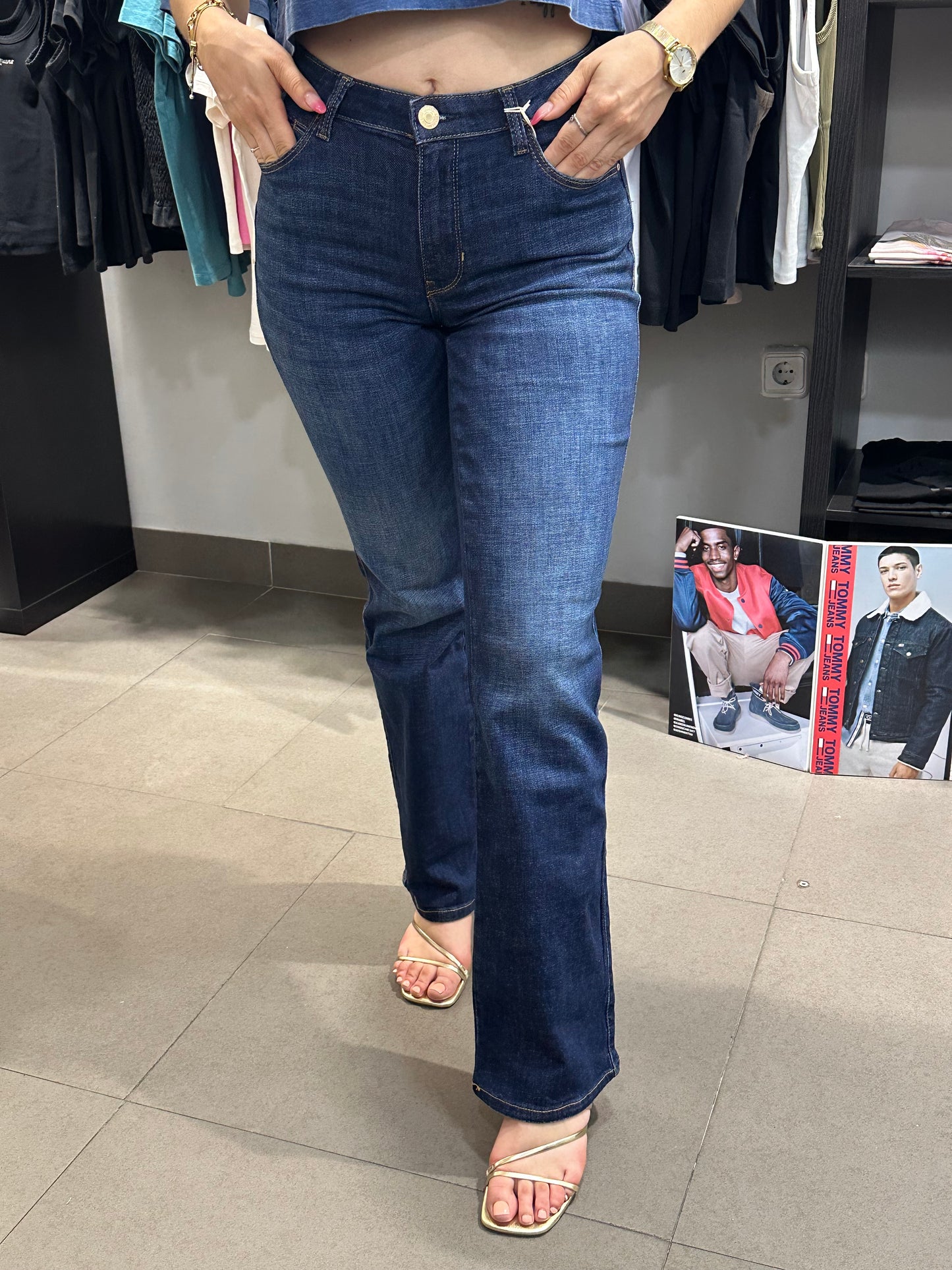 Vaquero Guess sexy straight rectos