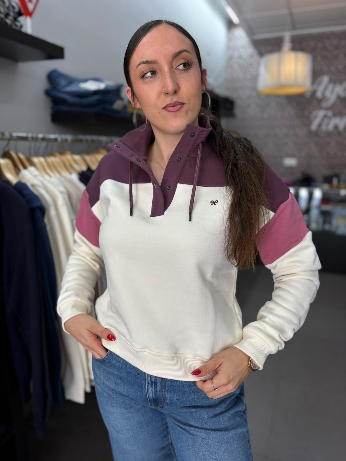Sudadera Silbon berenjena y rosa con cuello
