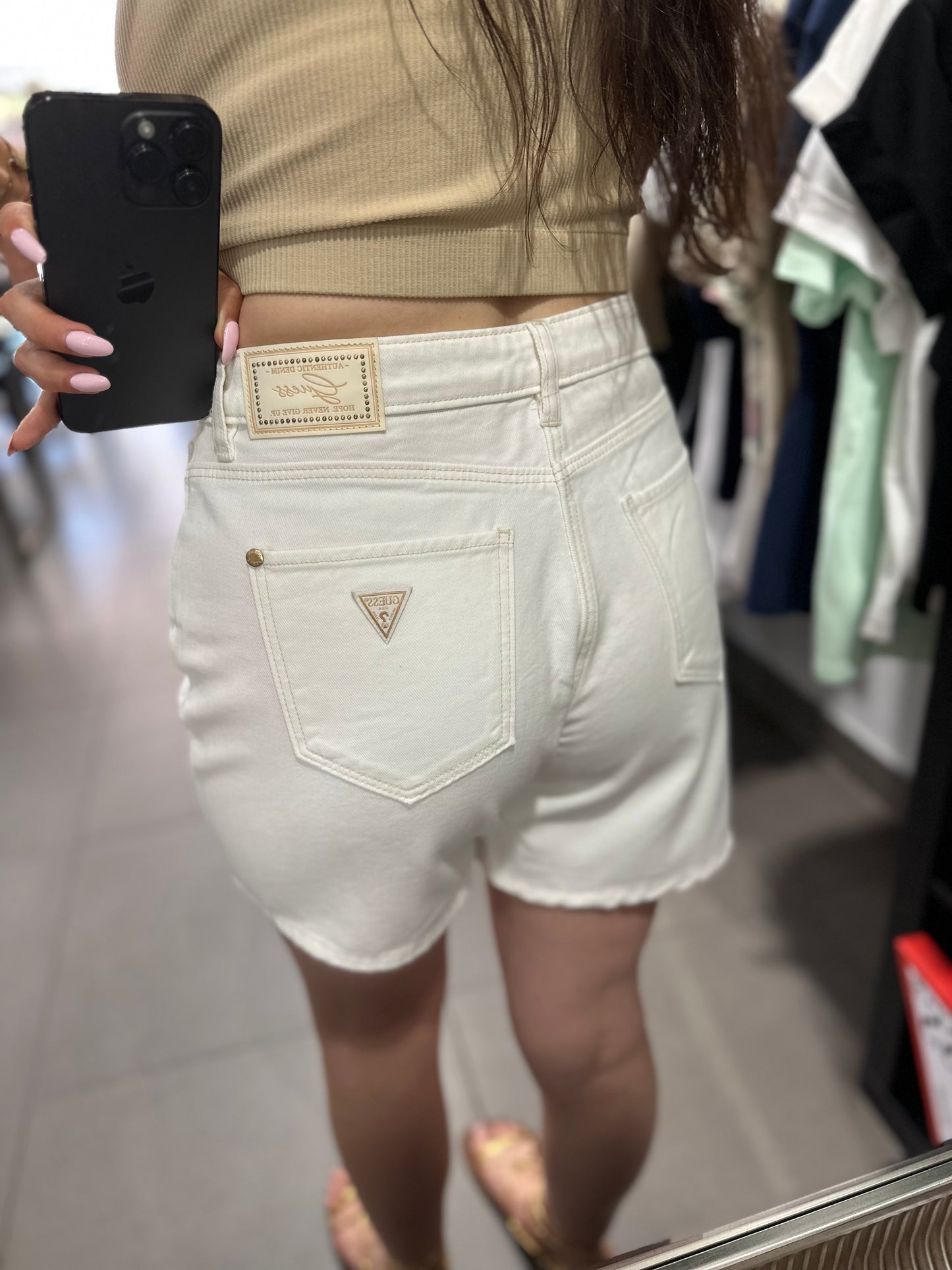 Short Guess blanco logo dorado
