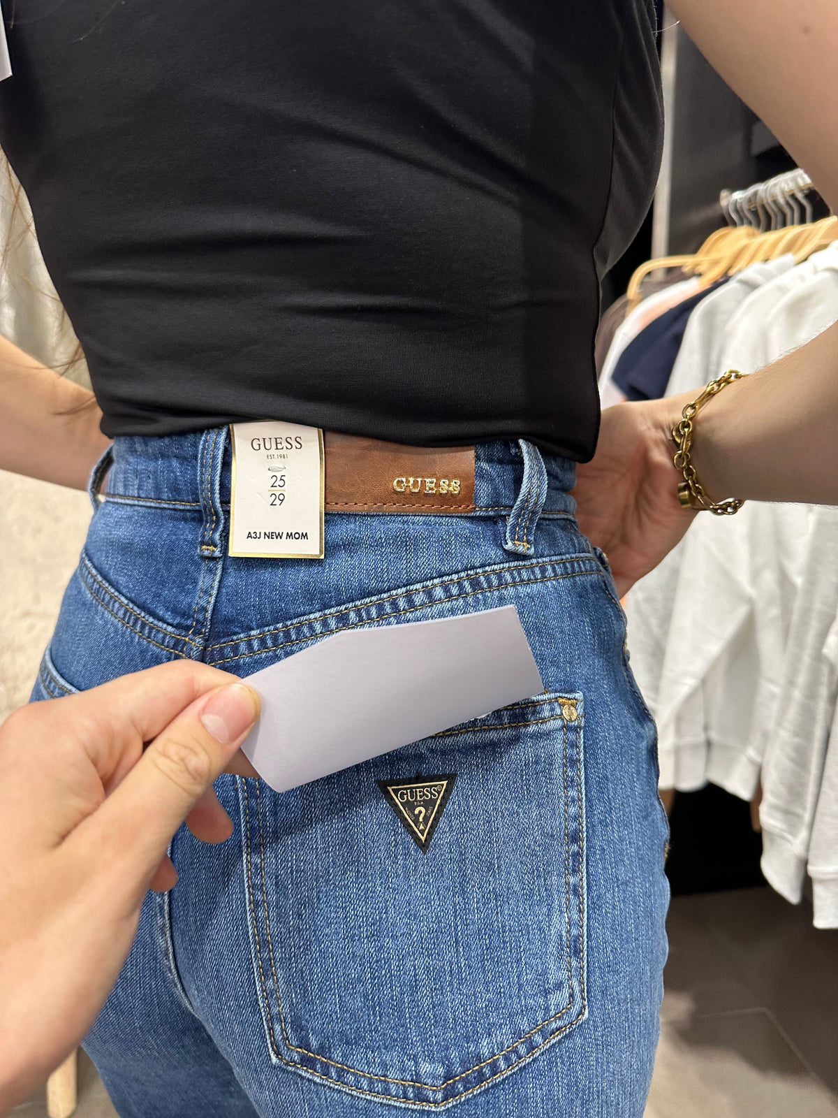 Vaquero Guess Mom Fit
