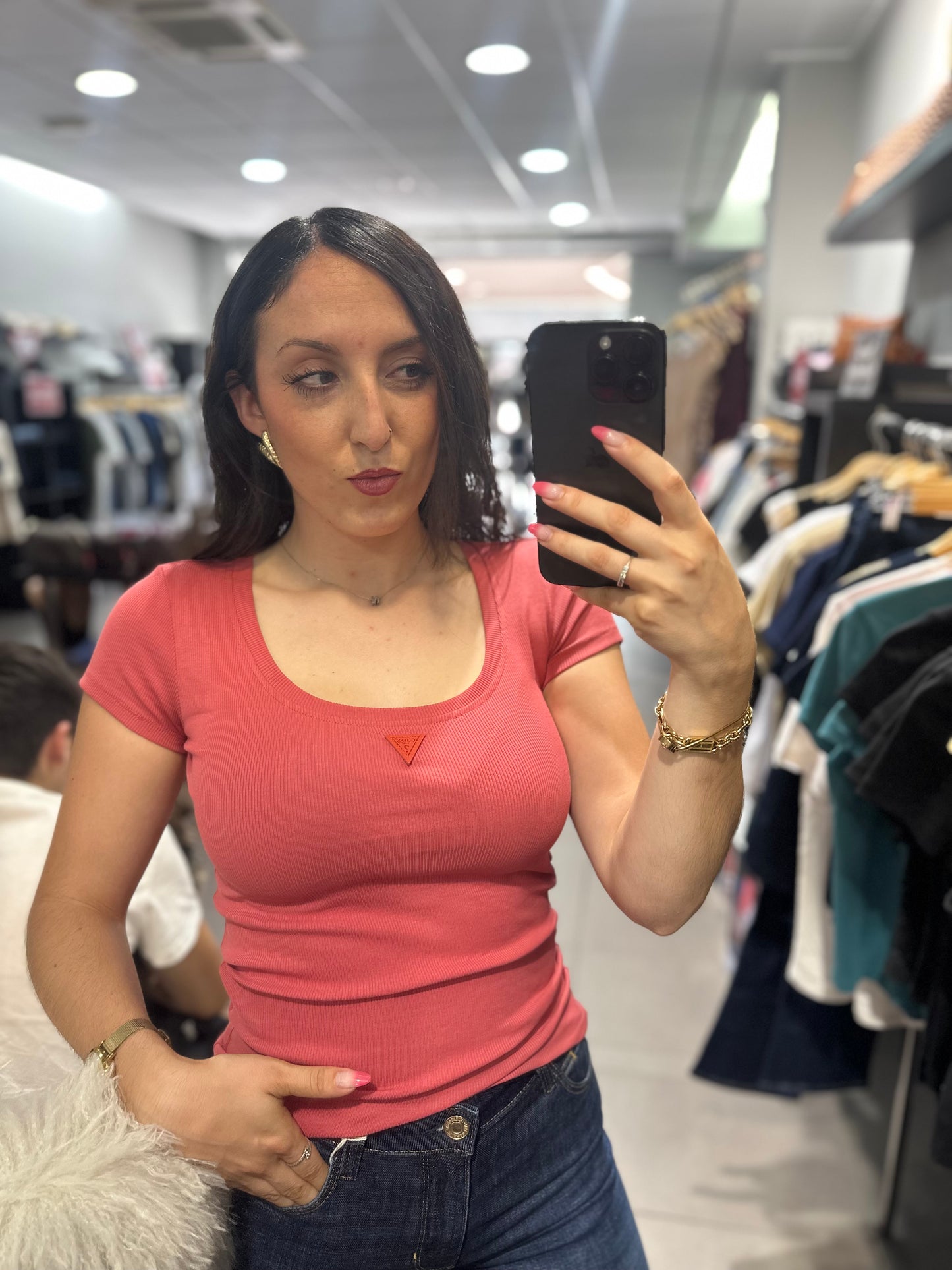 Camiseta Guess canalé coral