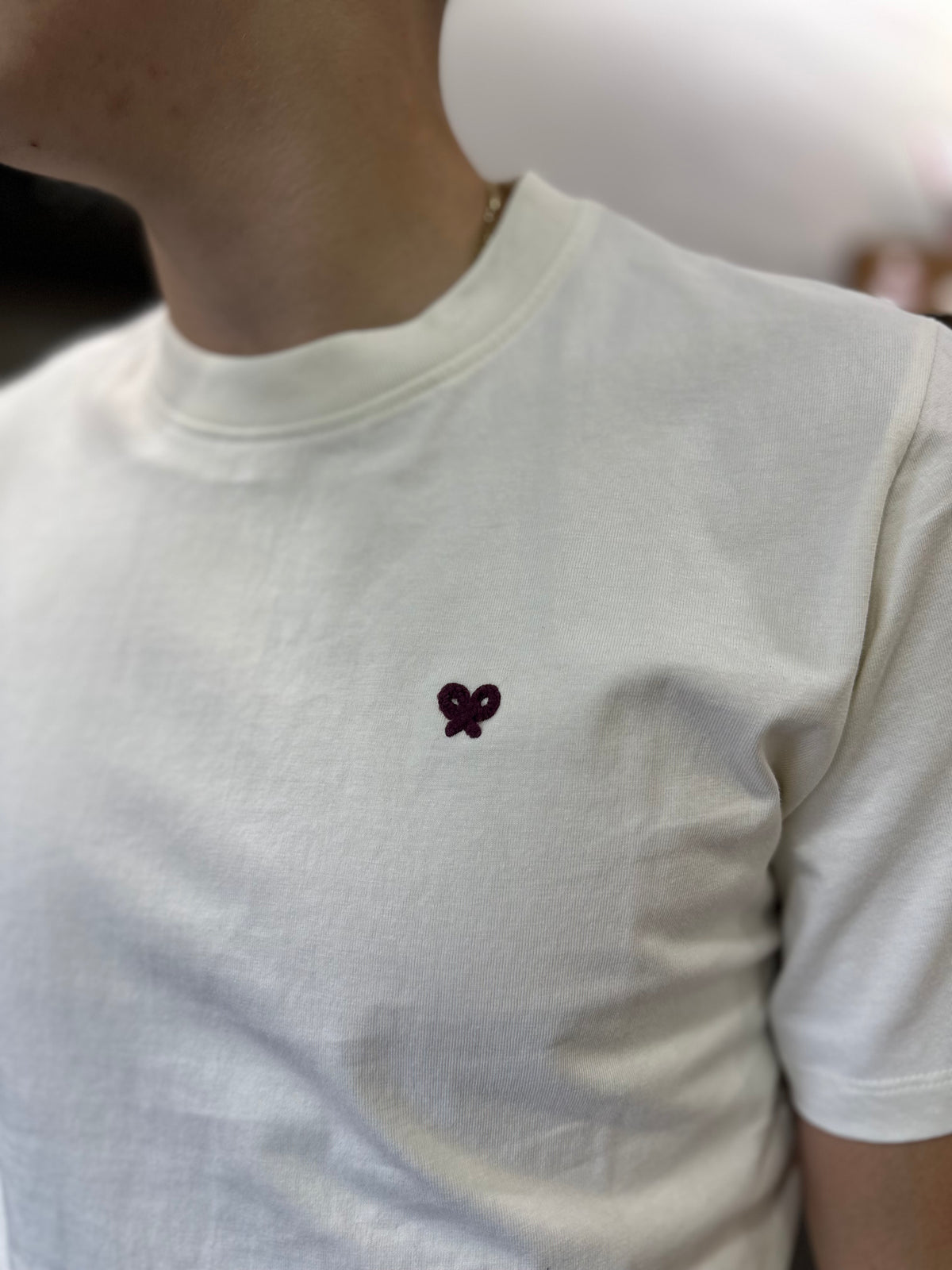 Camiseta Silbon cruda logo espalda burdeos