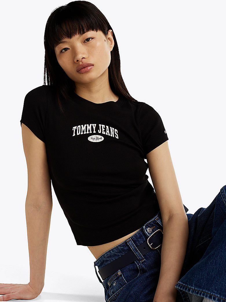 Camiseta Tommy Jeans Varsity acanalada de corte slim mujer