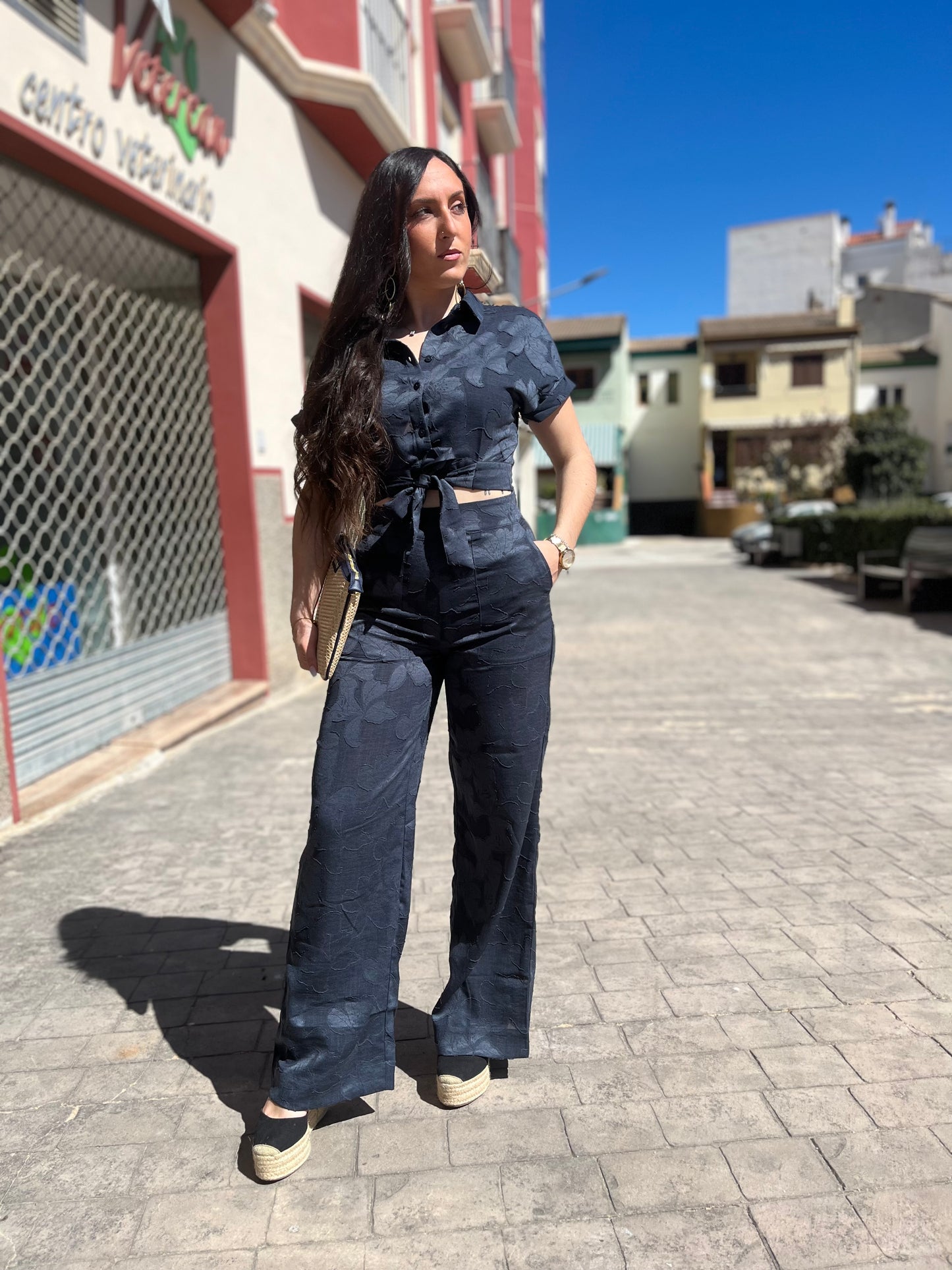 CONJUNTO TIFFOSI OPERA MARINO CON ESTAMPADO FLORES BORDADAS